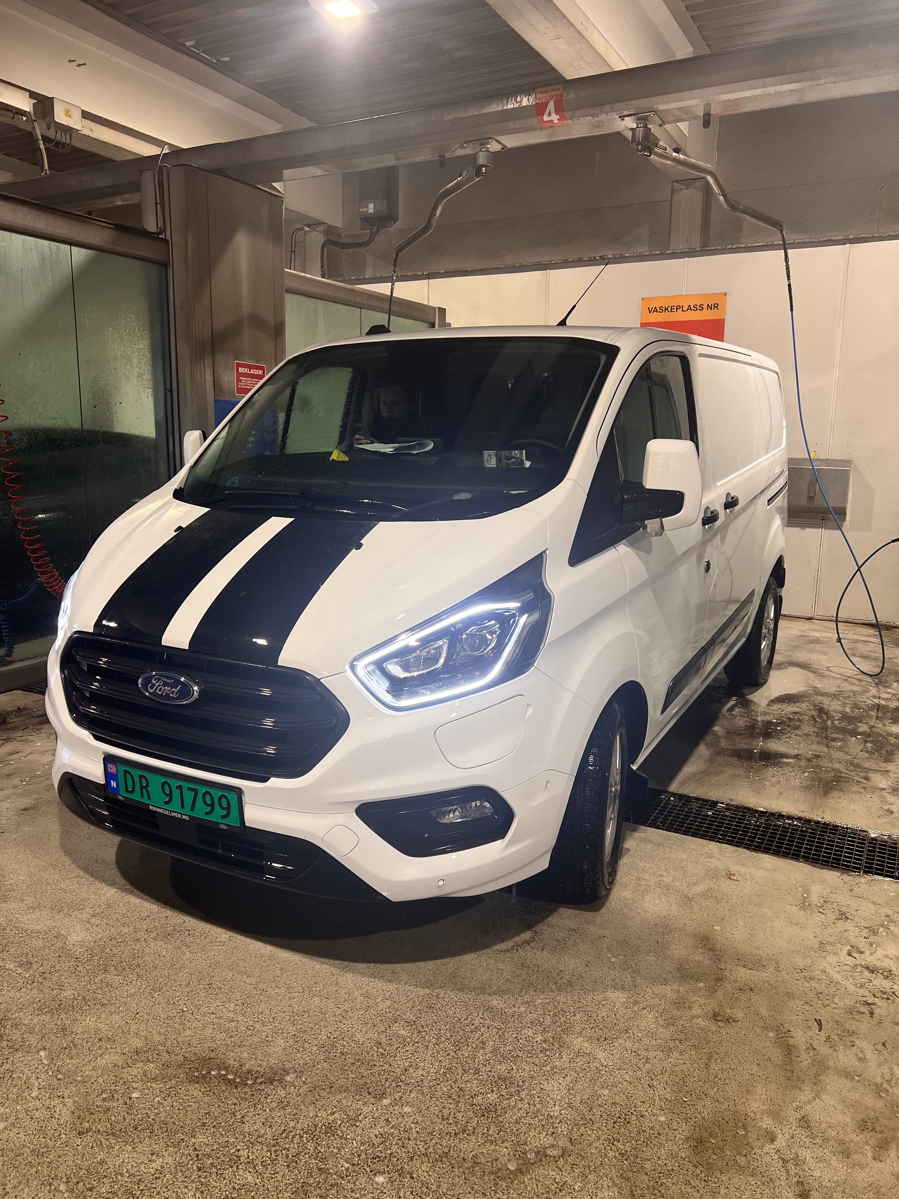 Ford Transit Custom Varebil 1.6 L  Hybrid /Bensin 3 Seter, 2021, Diesel, automatic
