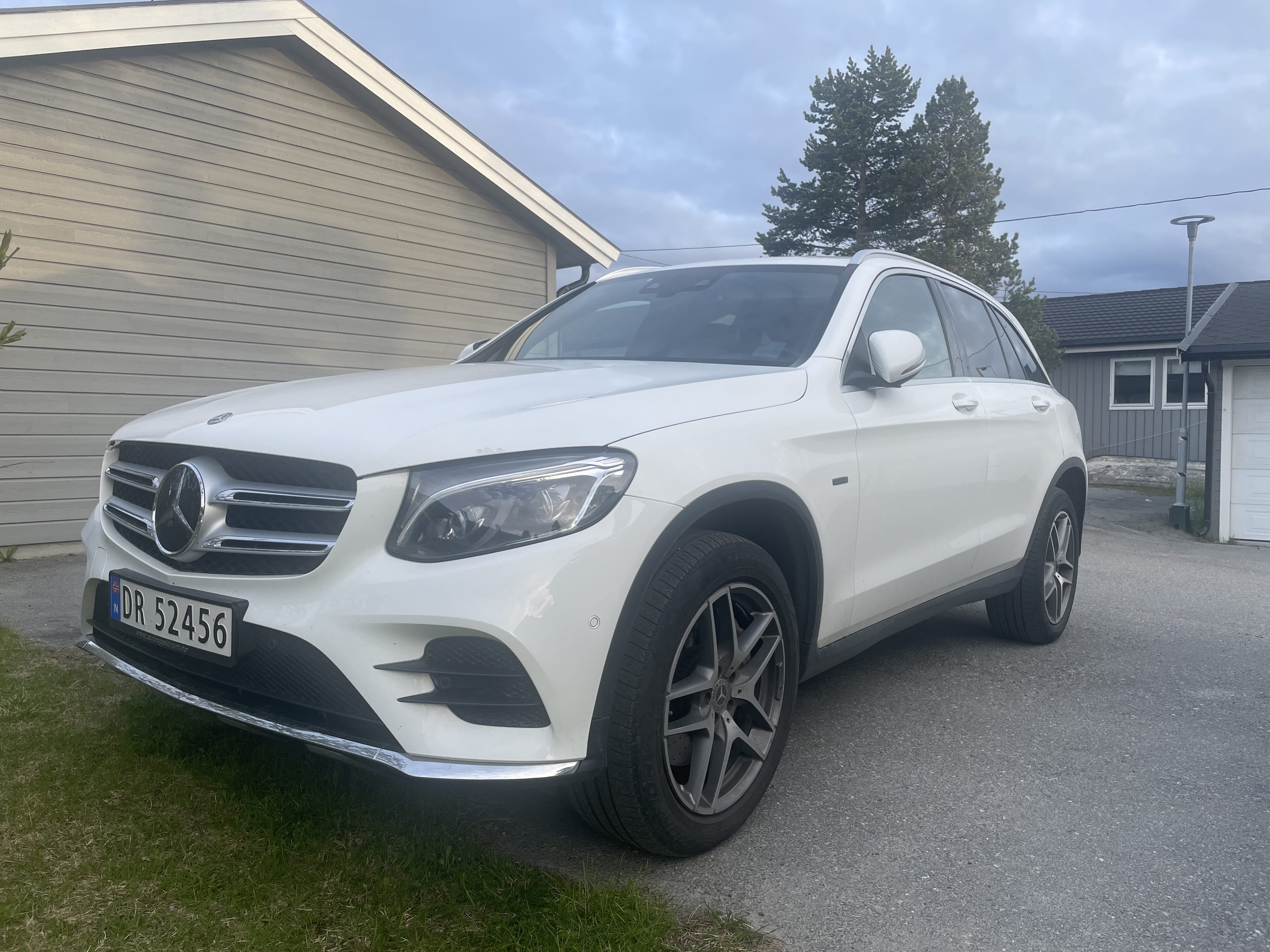 Mercedes-Benz GLC 350E 4Matic, 2018, Blyfri 95 / Elektrisk (hybrid), automatisk