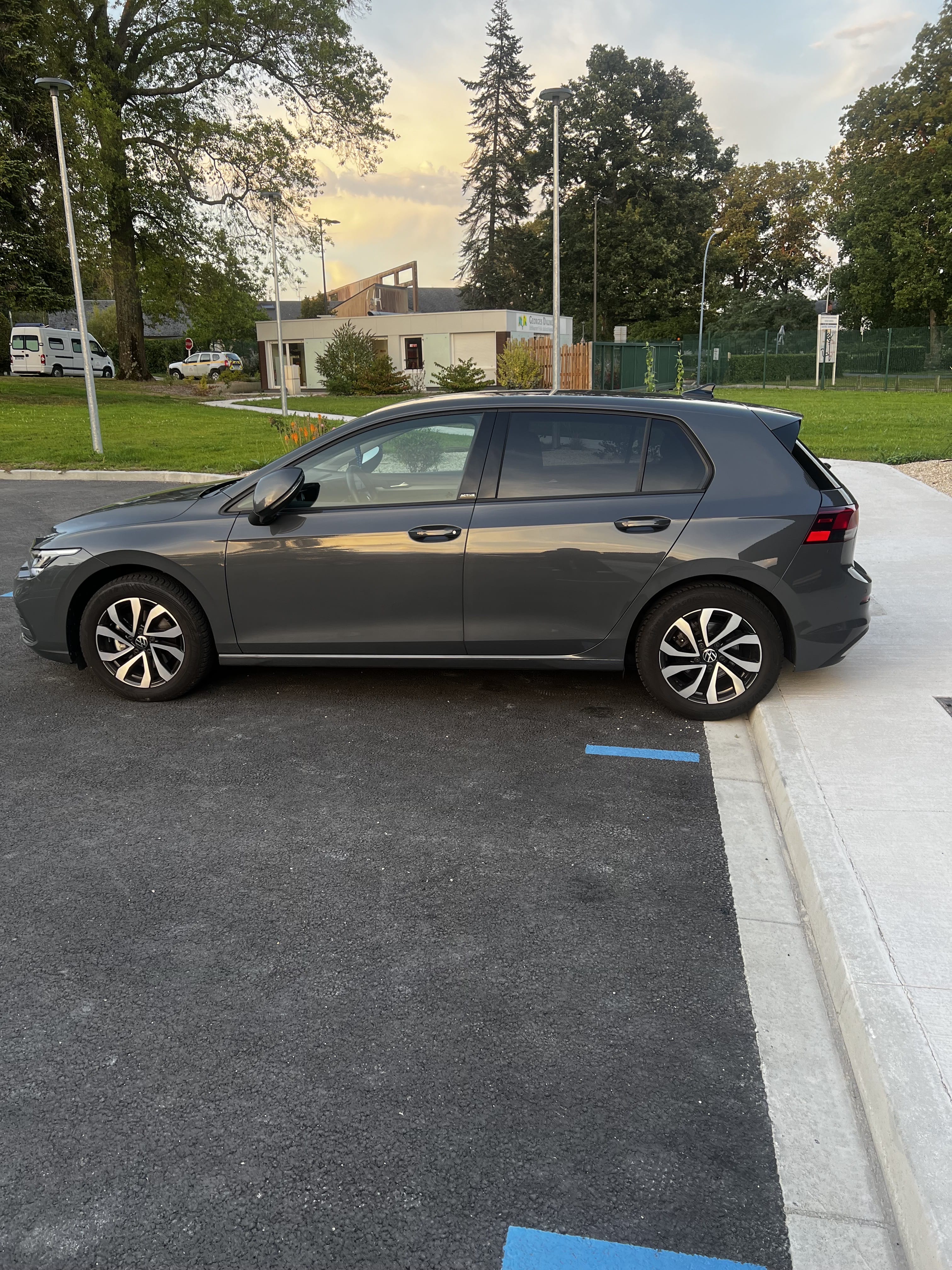 Volkswagen Golf avec Climatisation