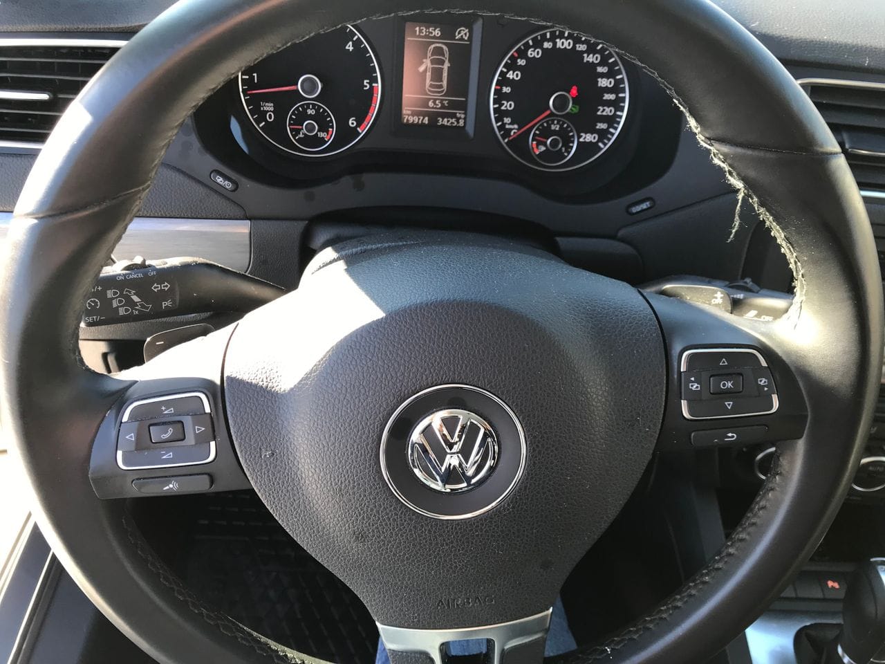 Volkswagen Jetta med Bluetooth audio