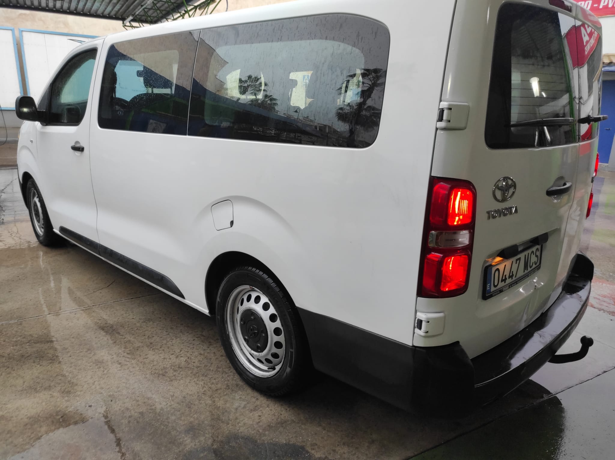 Toyota Proace Verso 2.0 150 cv con Entrada de Audio/iPod