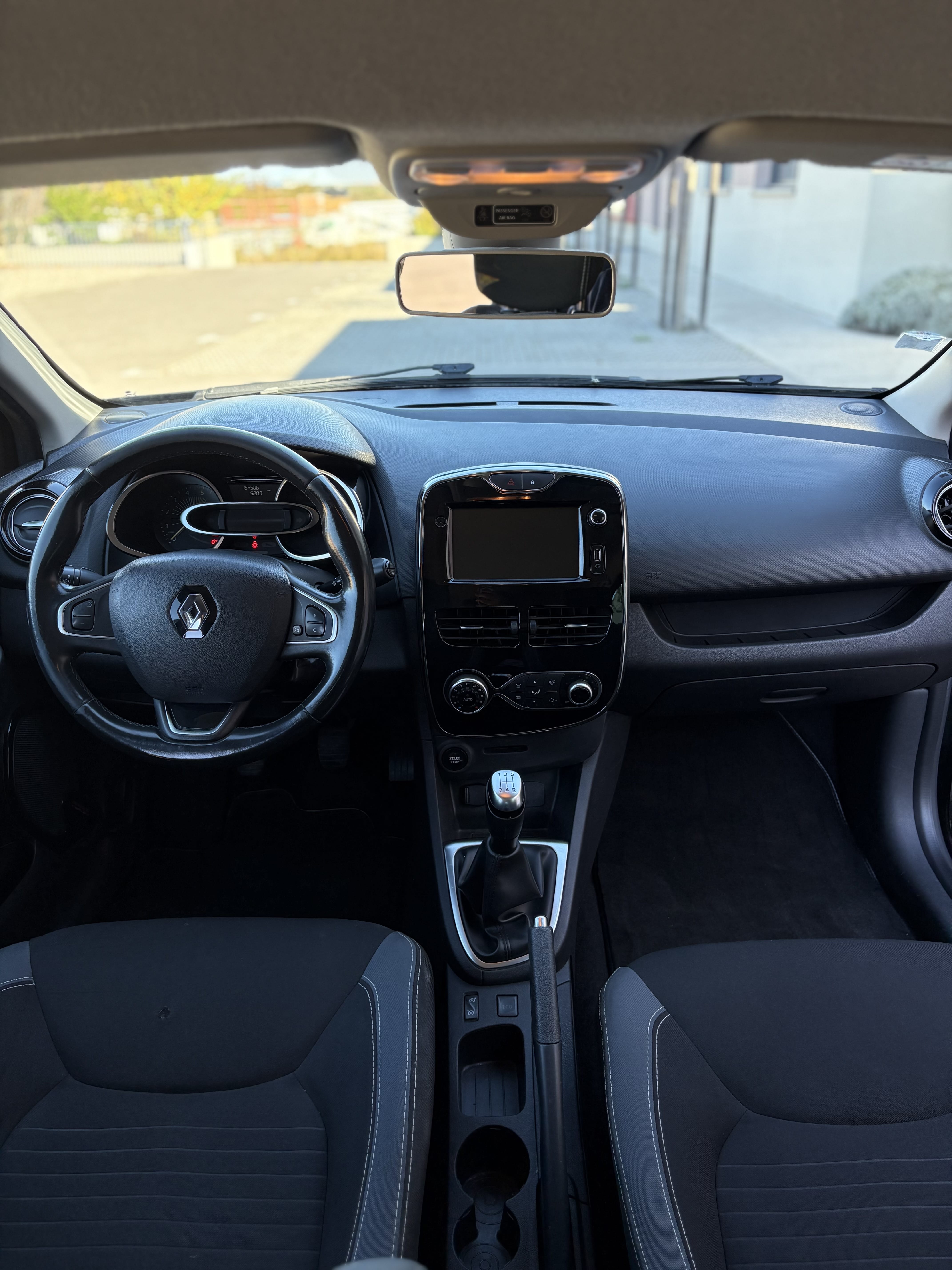 Renault Clio avec GPS