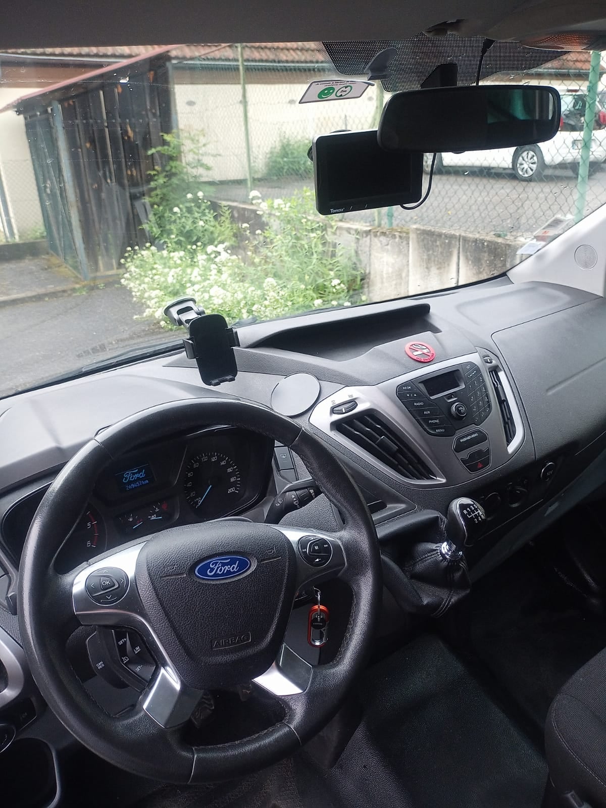 Ford Transit Custom Kombi 9 places rallongé avec Siège bébé