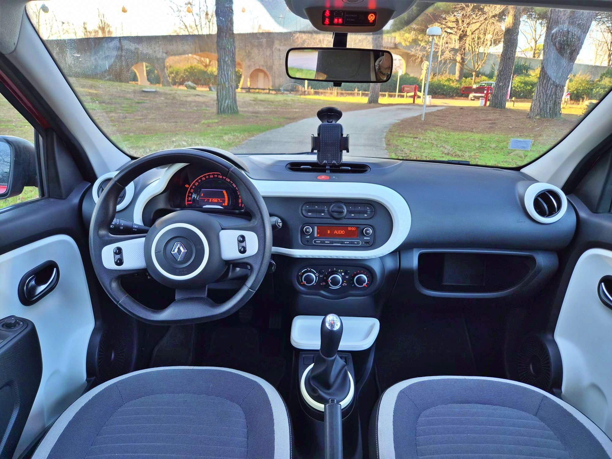 Renault Twingo III avec Entrée audio / iPod