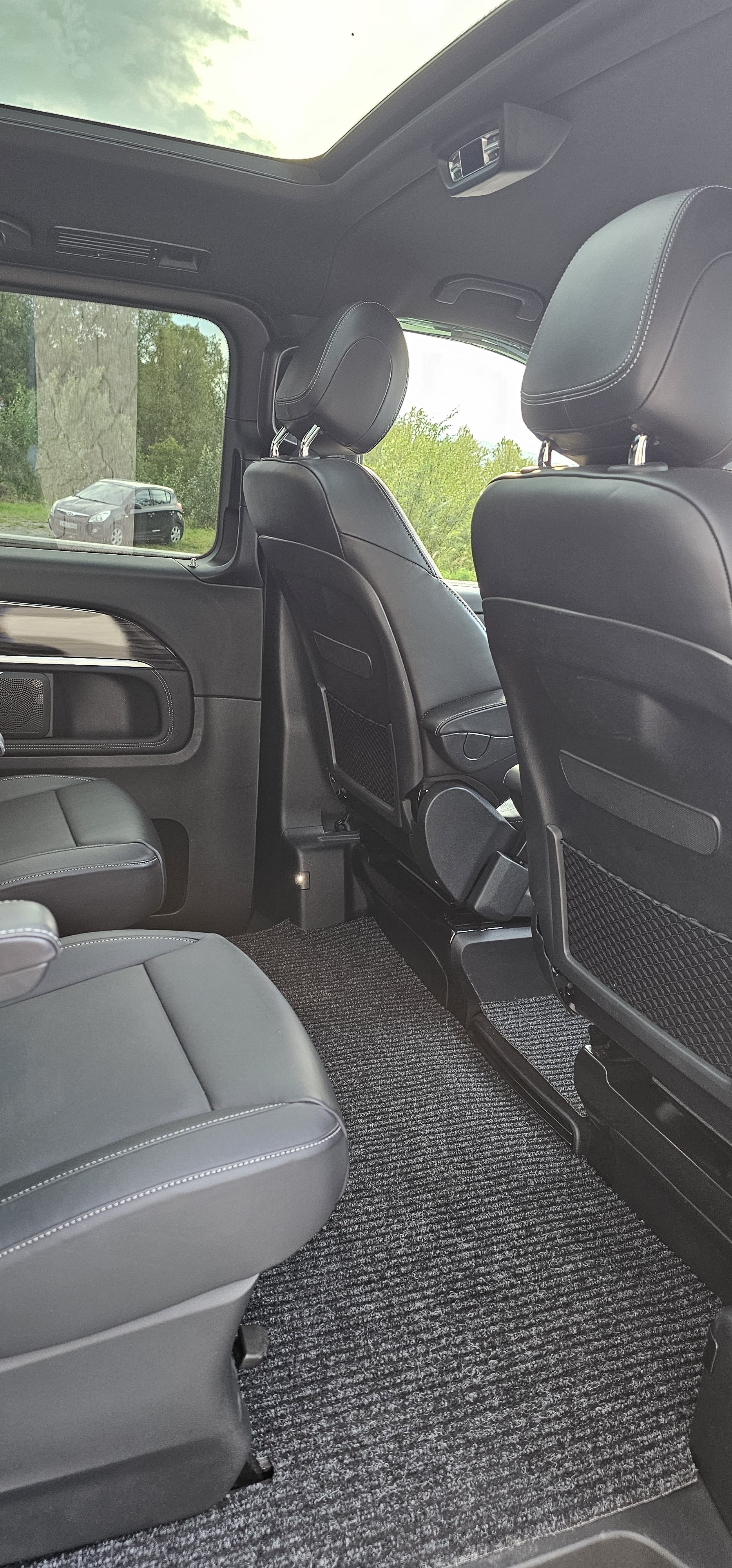 Mercedes-Benz V-Klasse 220d med Babysete