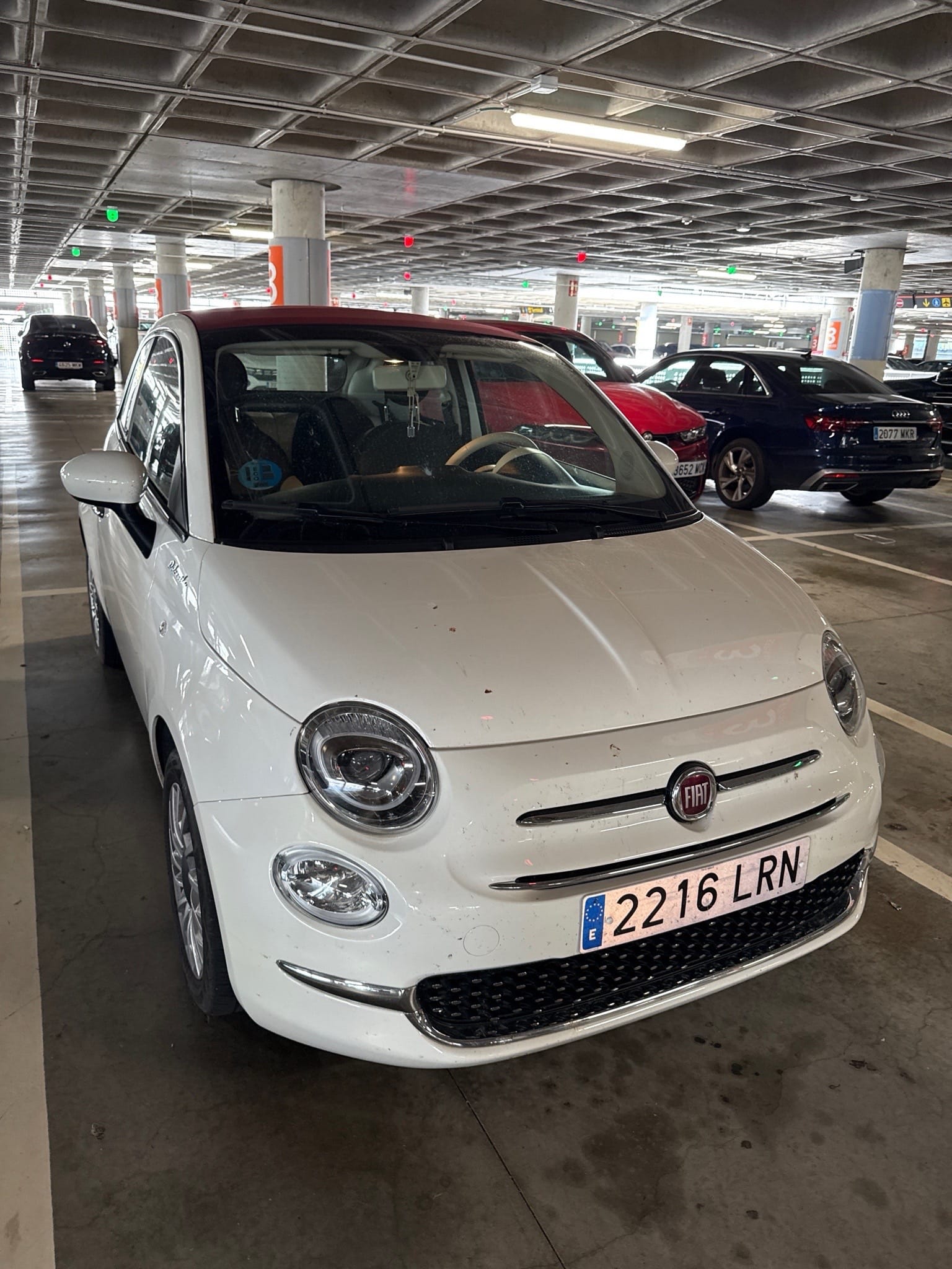 Fiat 500 C 1.0 Hybrid Dolcevita, 2021, Gasolina 95 / Eléctrico (híbrido)