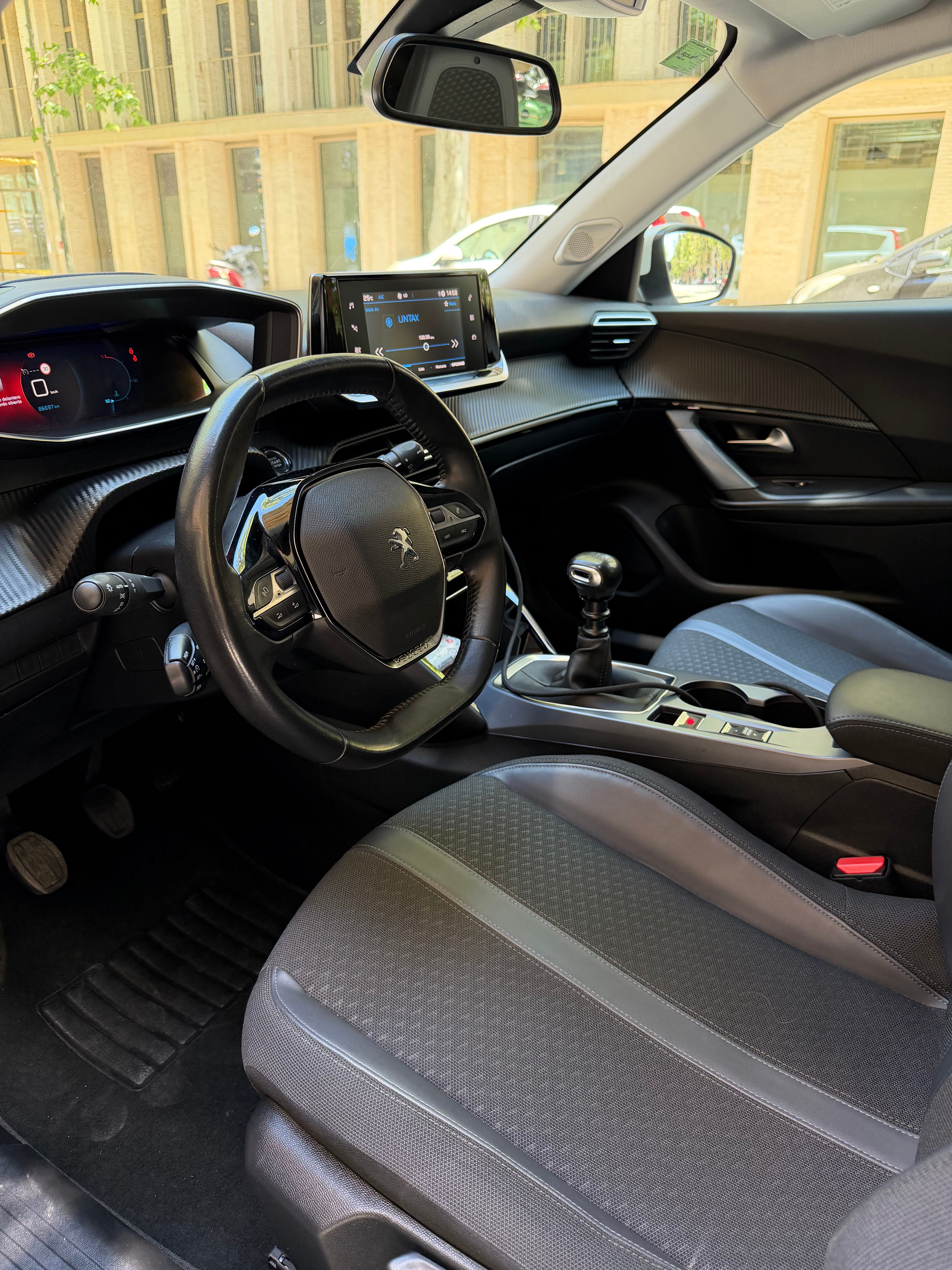 Peugeot 2008 con Audio Bluetooth