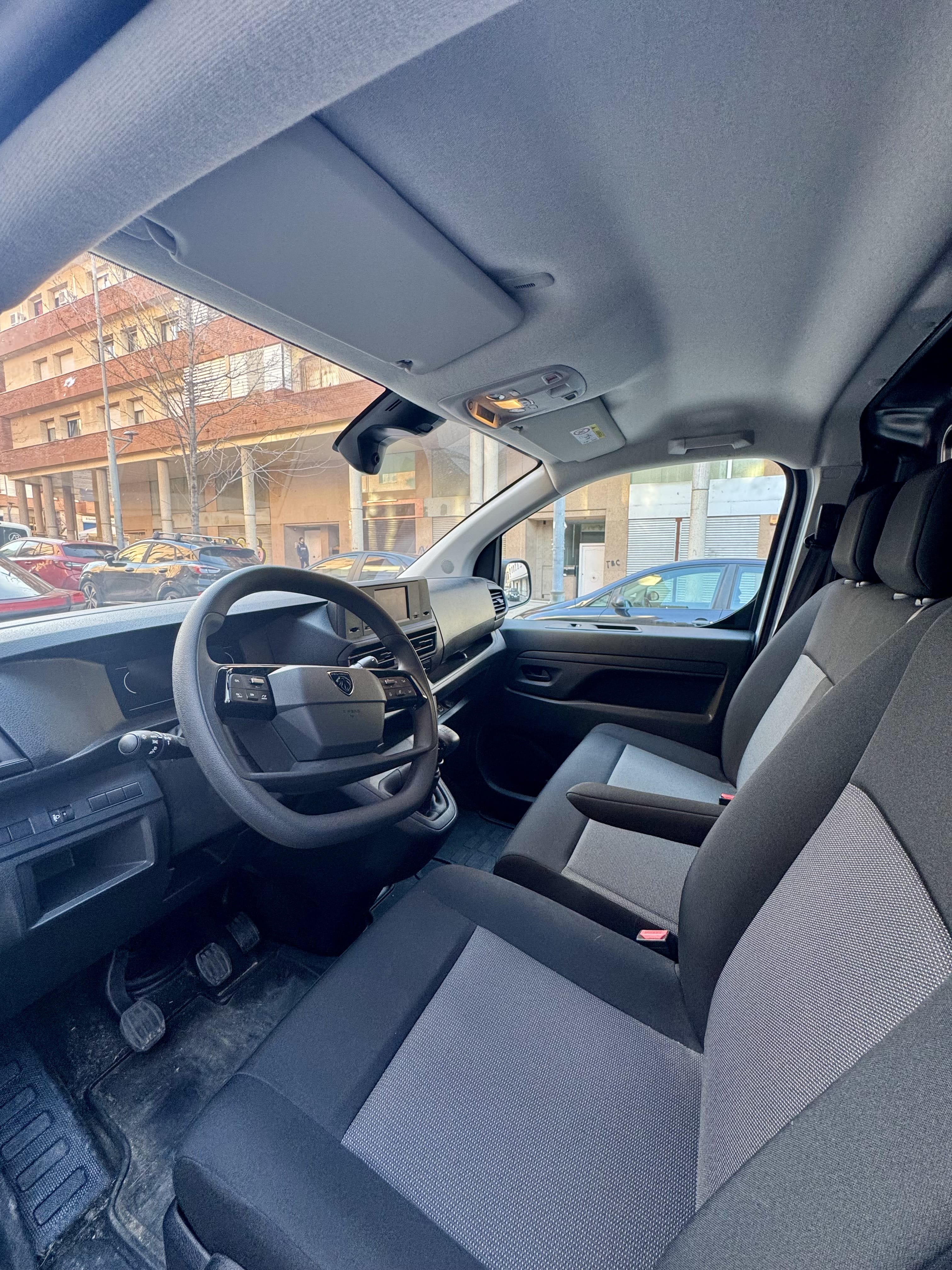 Peugeot Expert con Control de velocidad