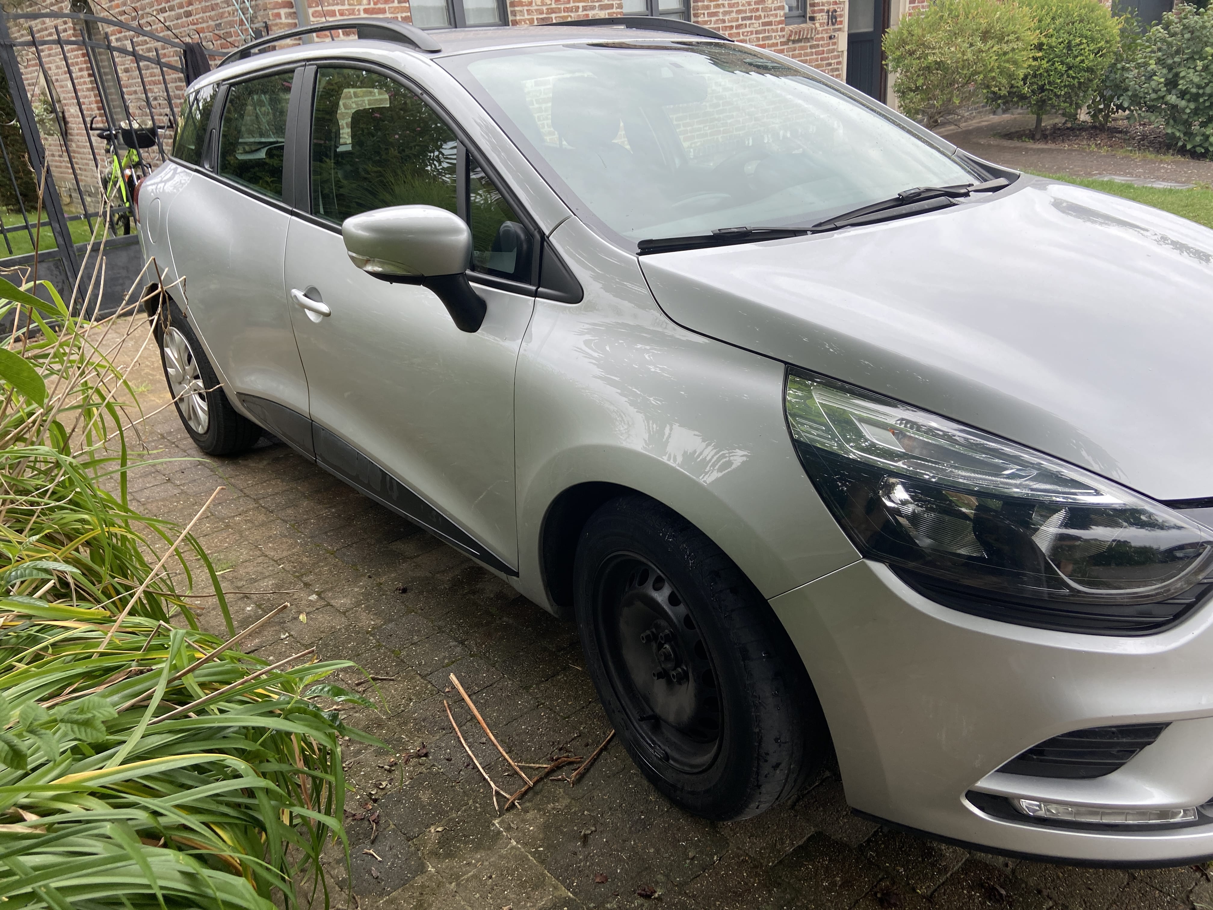 Renault Clio avec Climatisation