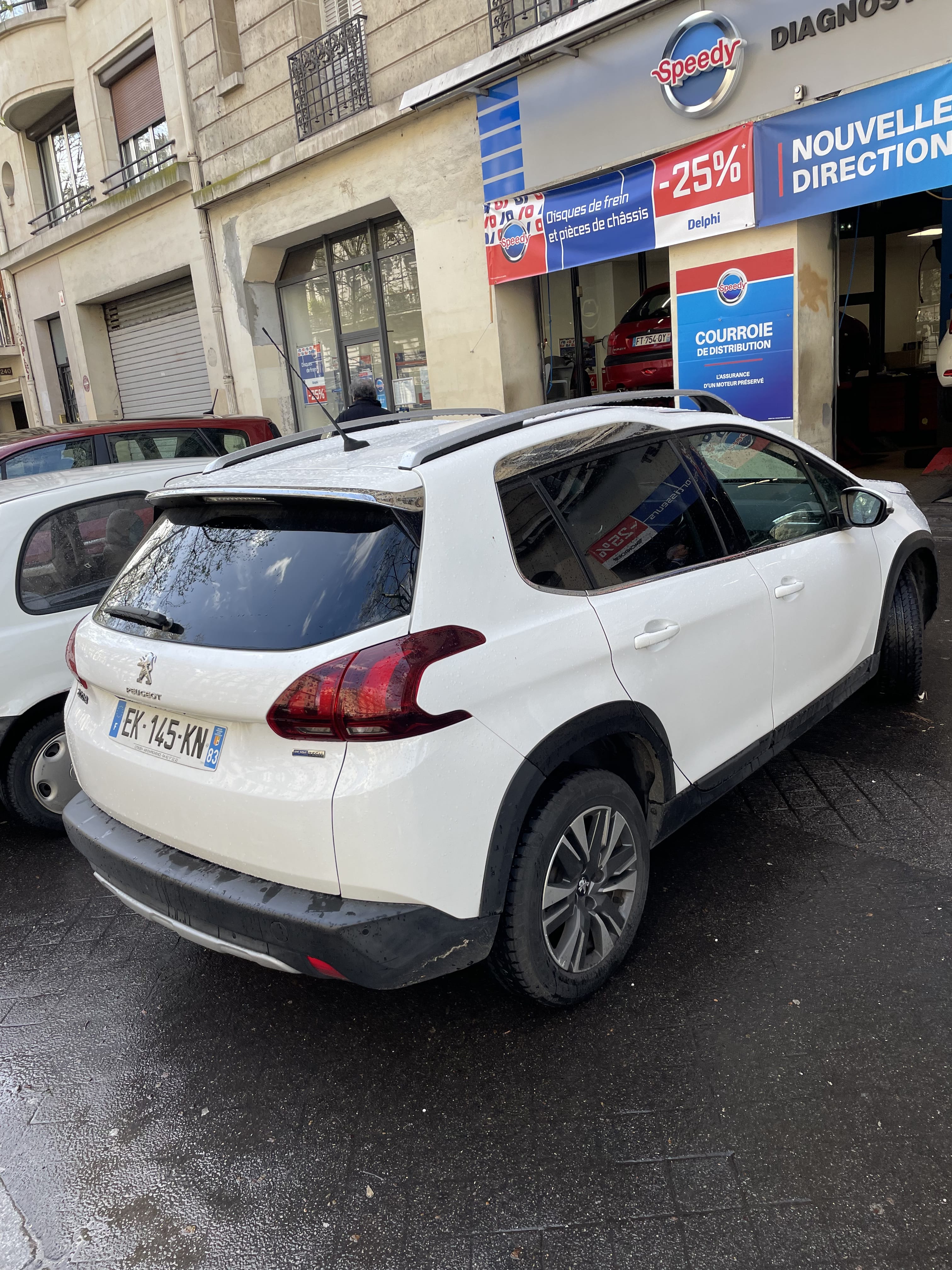 Peugeot 2008 avec GPS