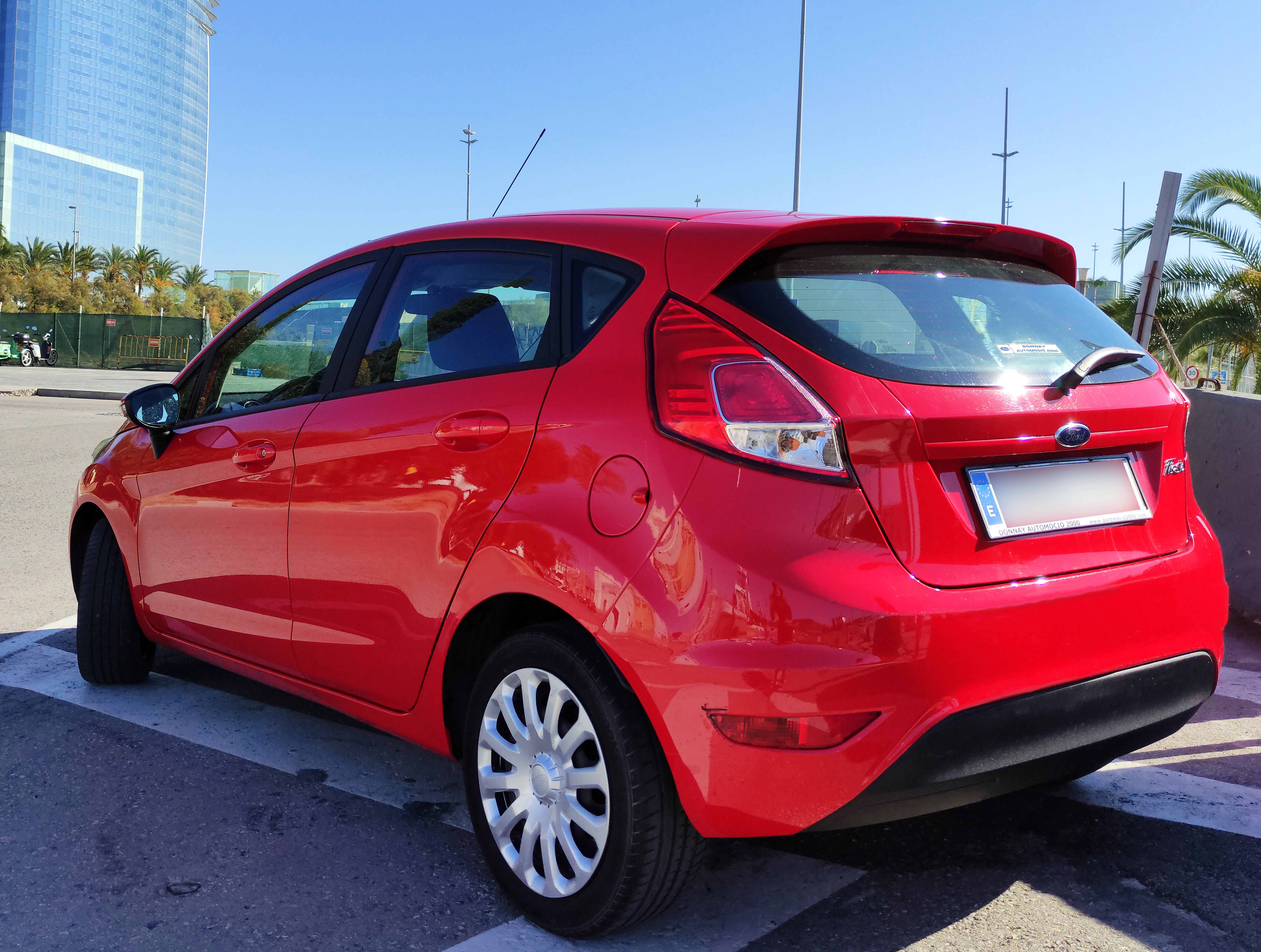 Ford Fiesta Red Intense con Audio Bluetooth