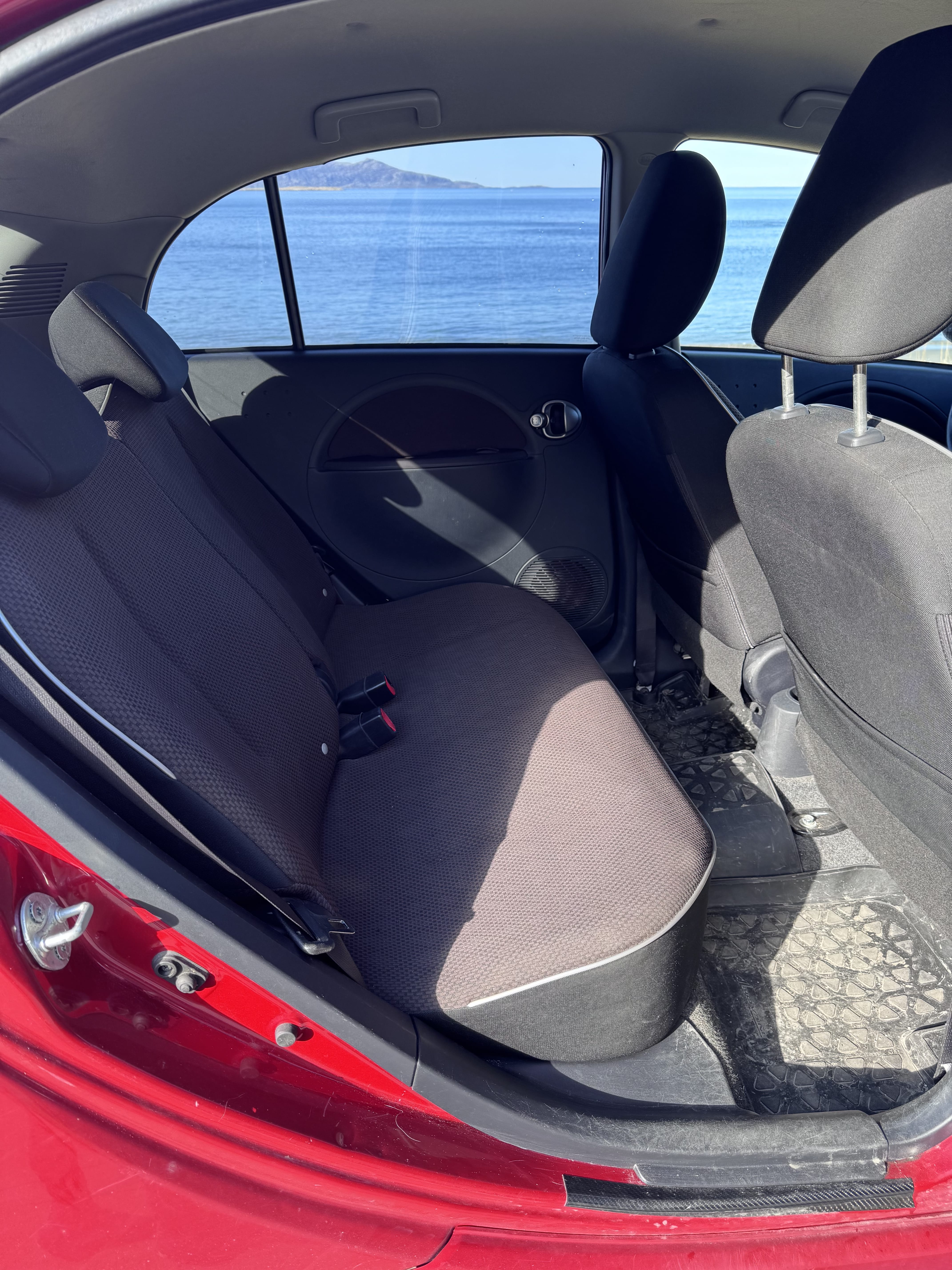 Mitsubishi i-Miev med Lydinngang