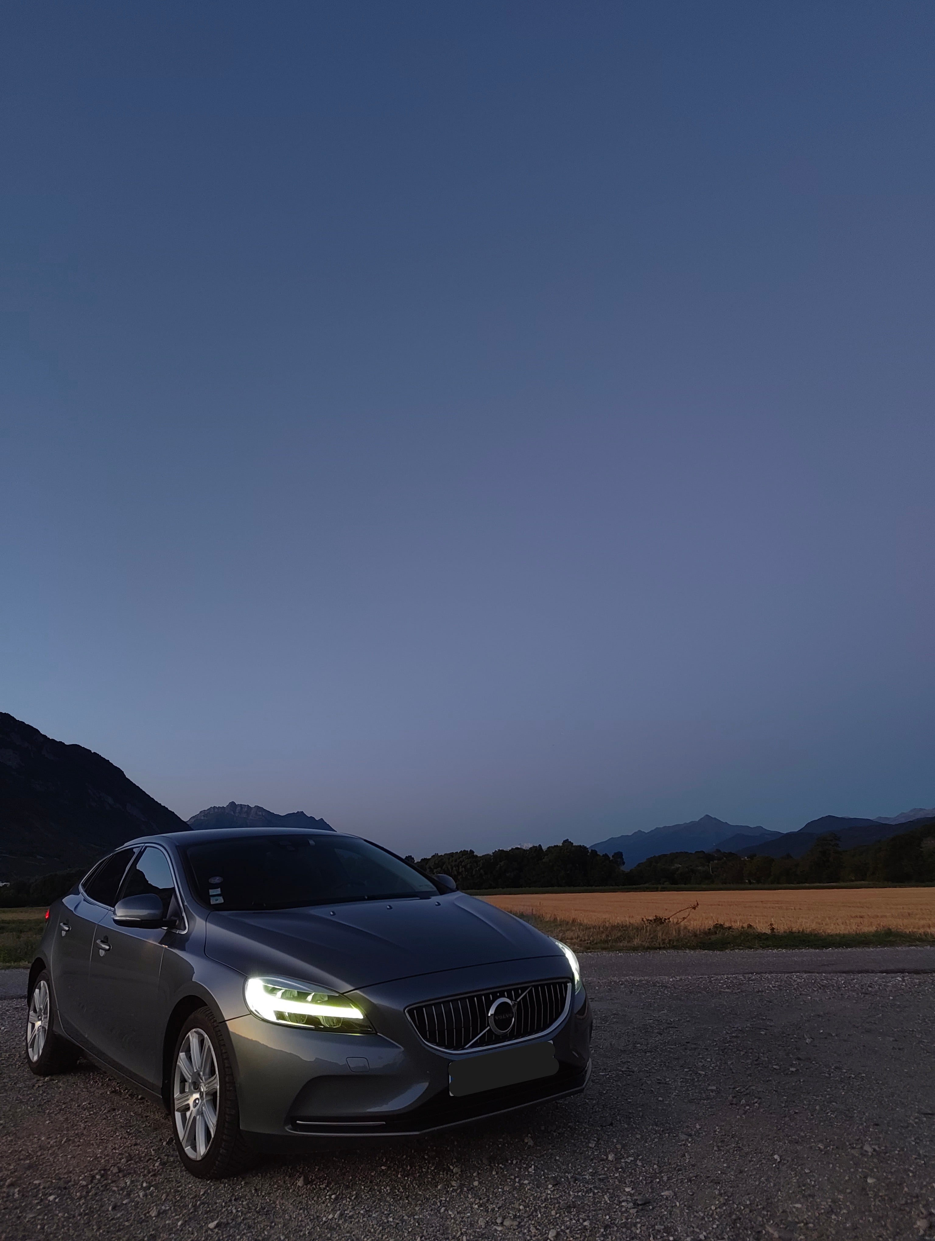 Volvo V40, 2017, Essence 95