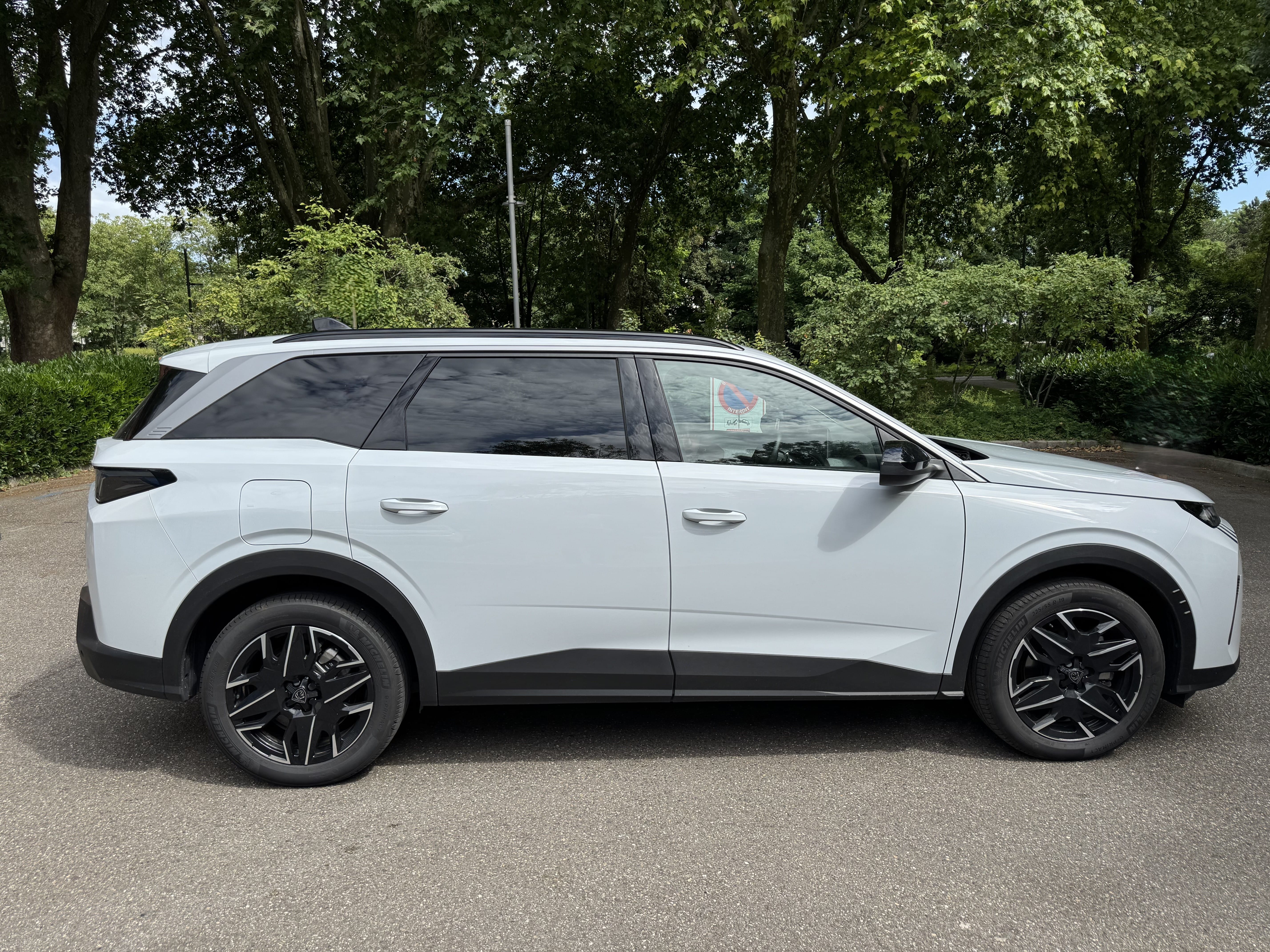 Peugeot 5008 avec Climatisation