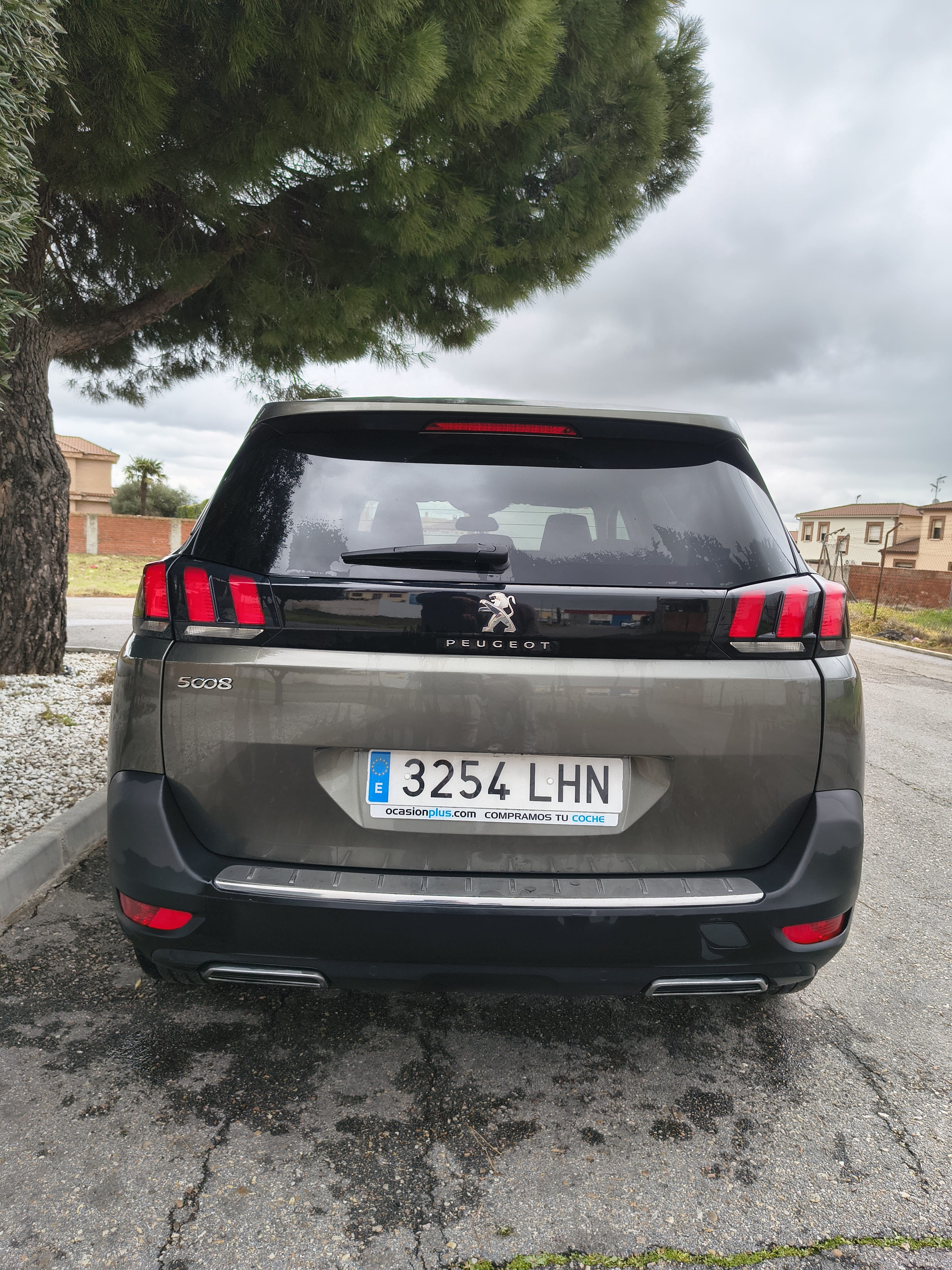 Peugeot 5008 con GPS