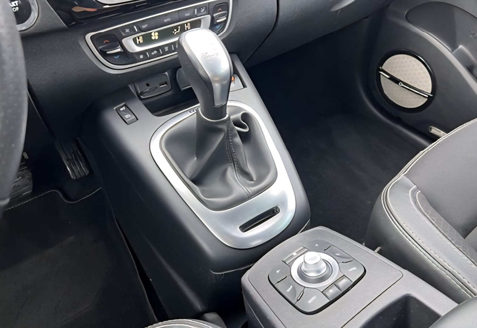 Renault Mégane Scenic avec Entrée audio / iPod