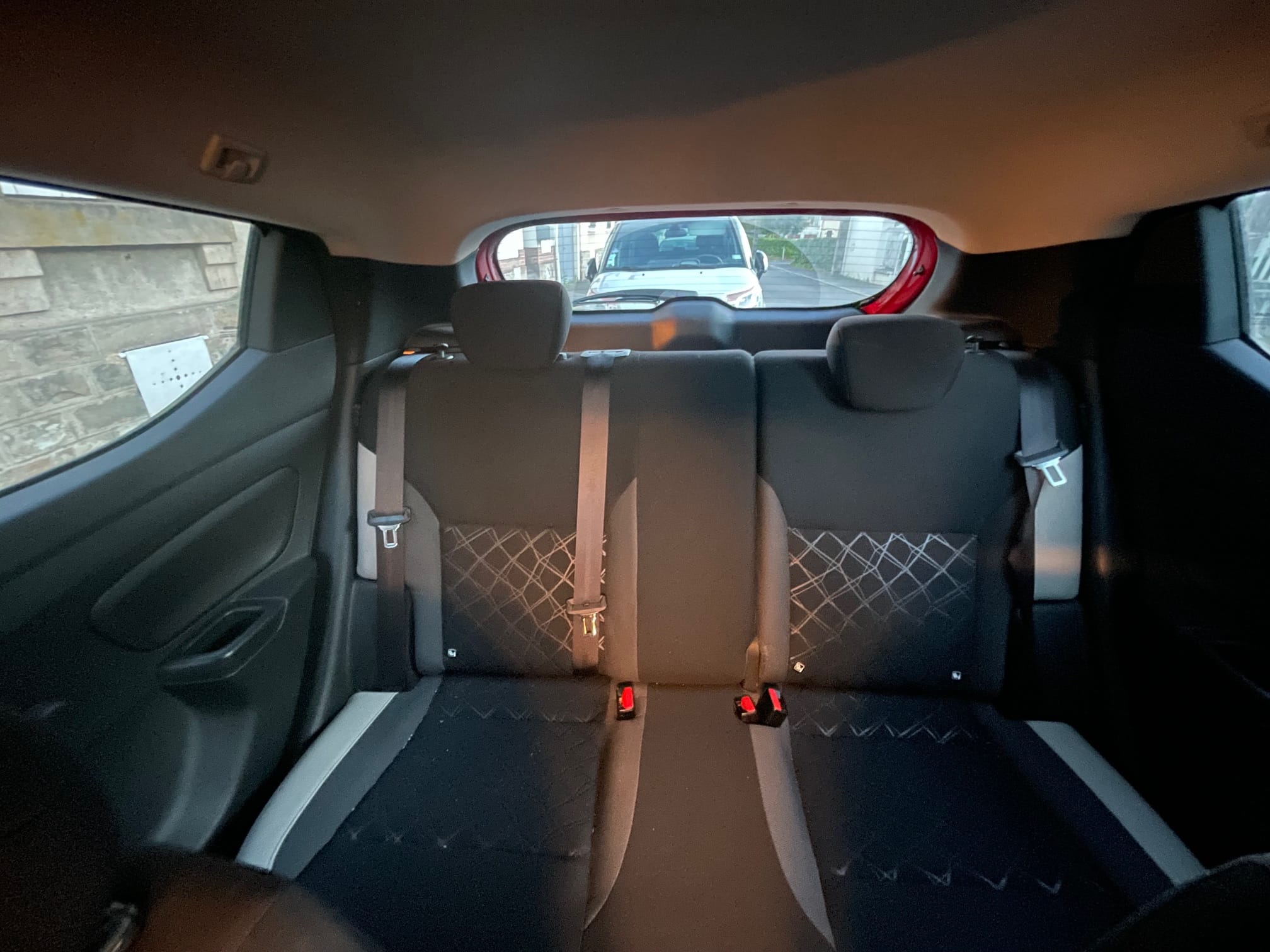 Nissan Micra avec Entrée audio / iPod