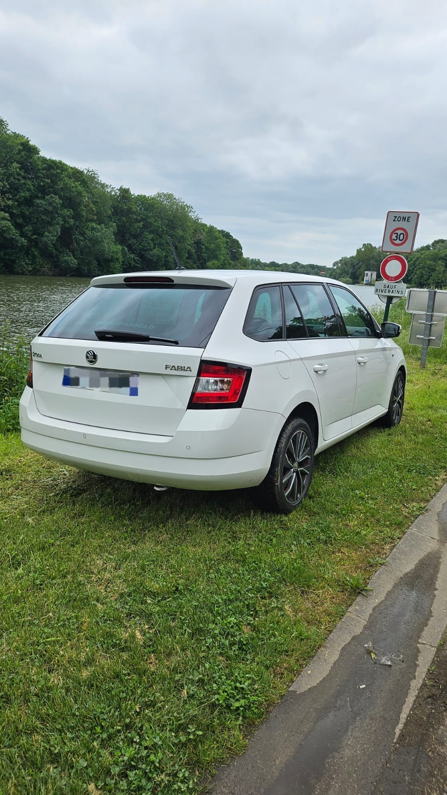 Skoda Fabia Combi 1.4 TDI avec Régulateur de vitesse