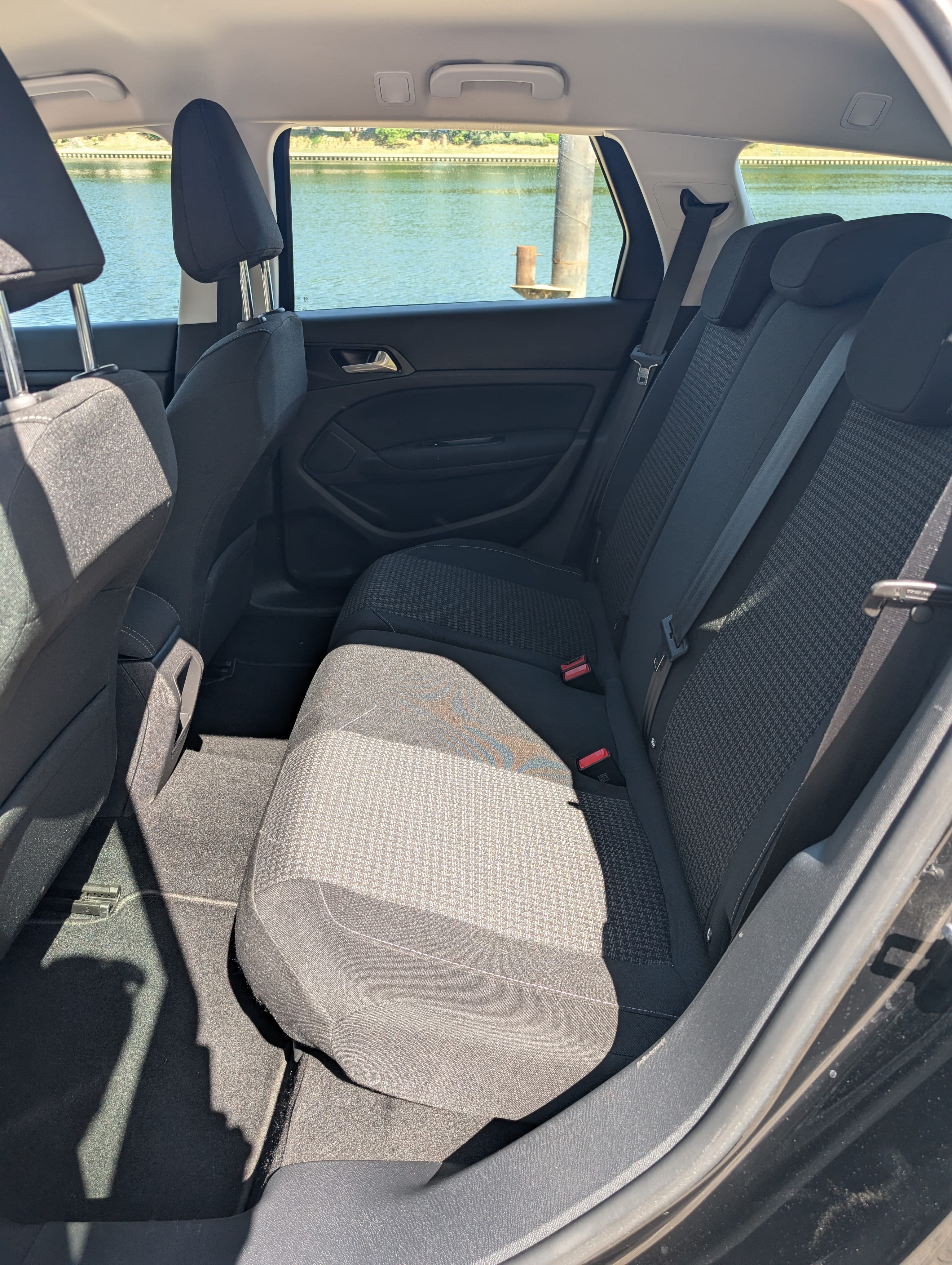 Peugeot 308 SW 1.5 HDI avec Entrée audio / iPod