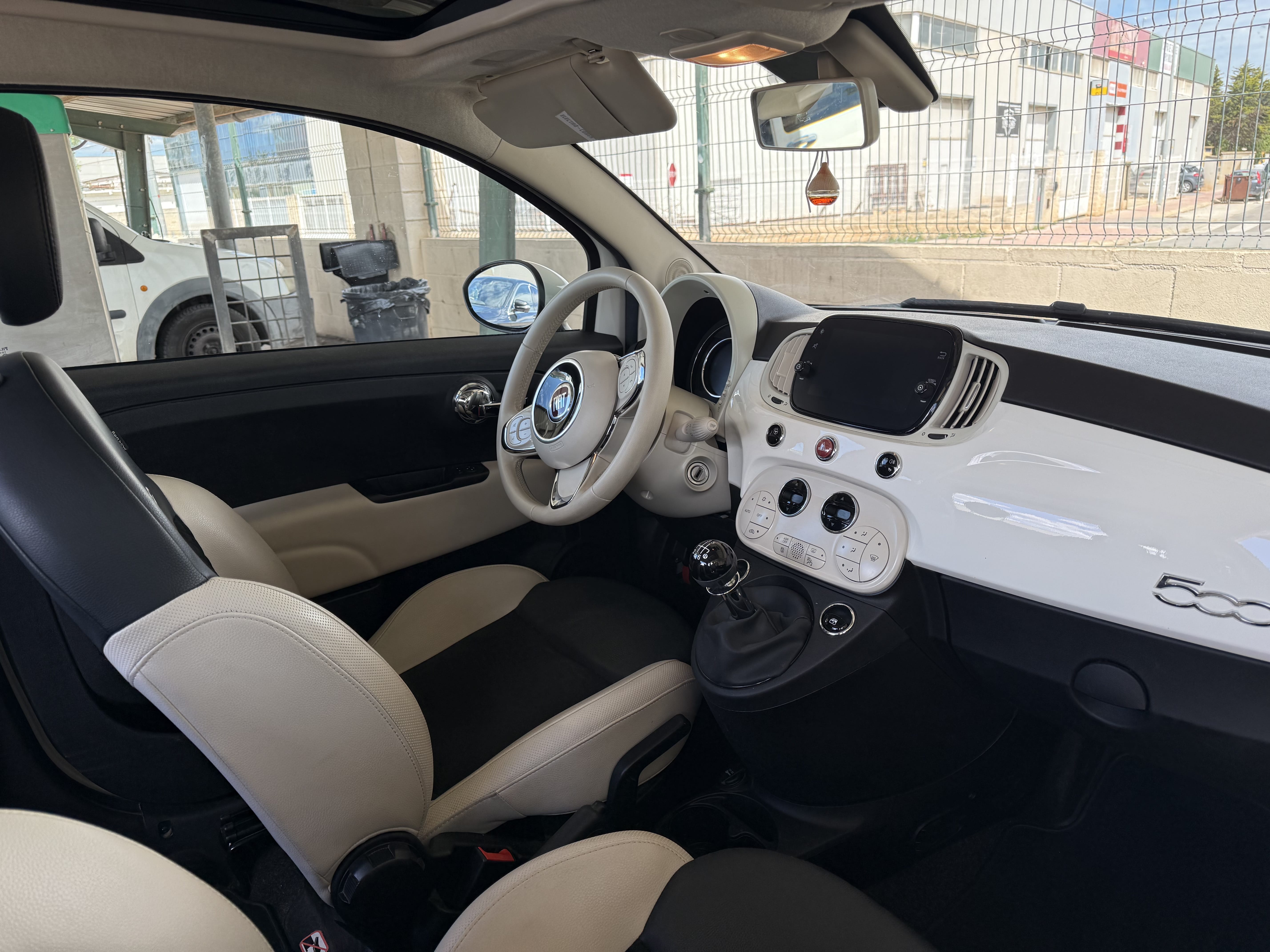 Fiat 500 met Bluetooth audio