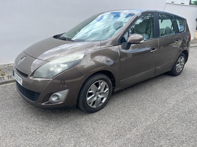 Renault Scenic 1.9 dCi, 2011, Diesel