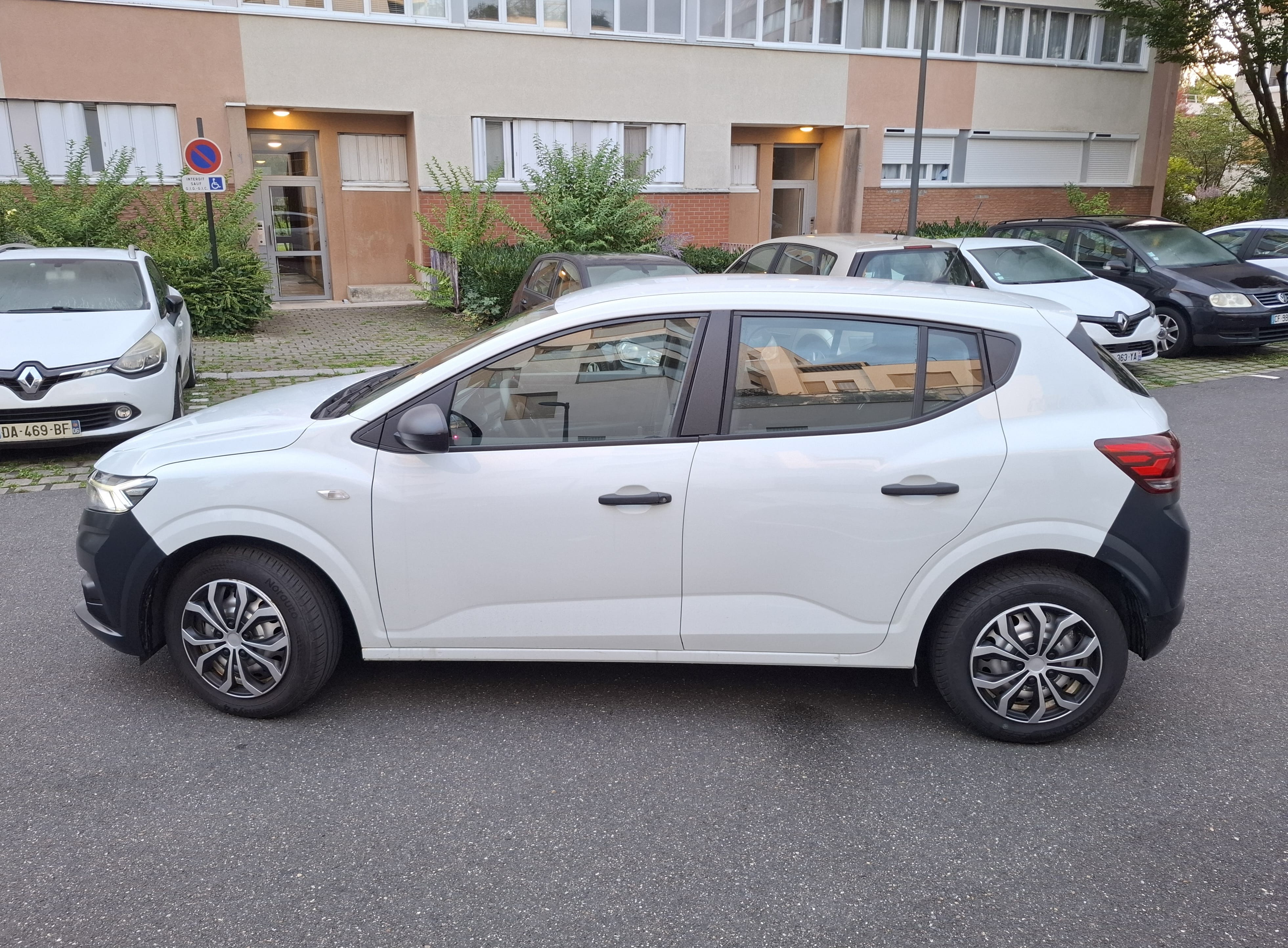 Dacia Sandero III avec GPS
