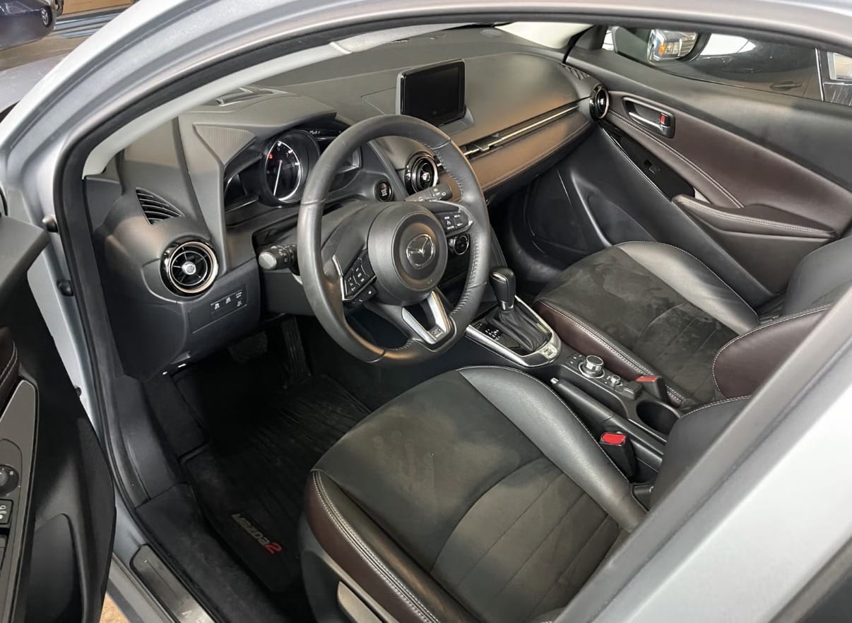 Mazda 2 med GPS