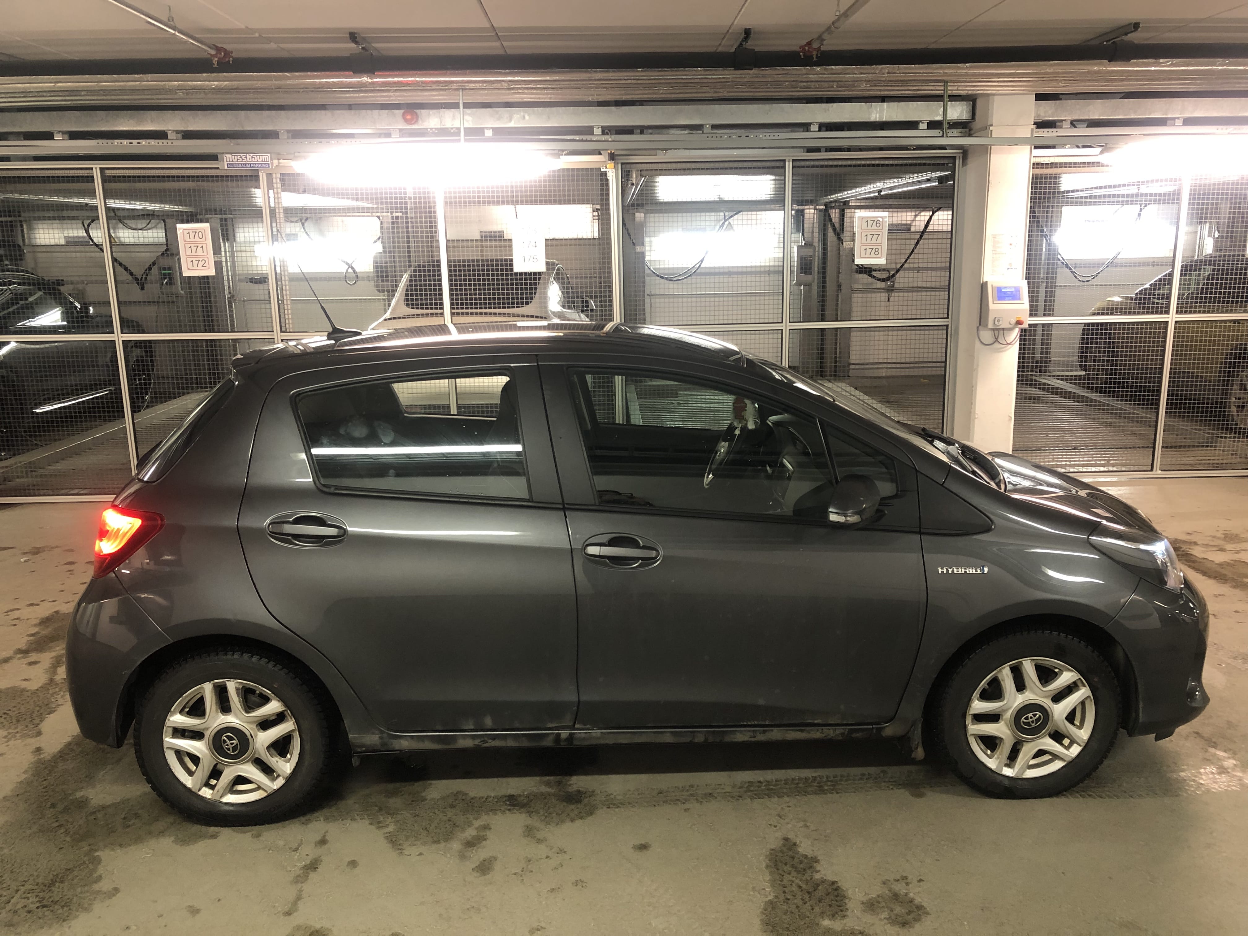 Toyota Yaris Hybrid med Aircondition