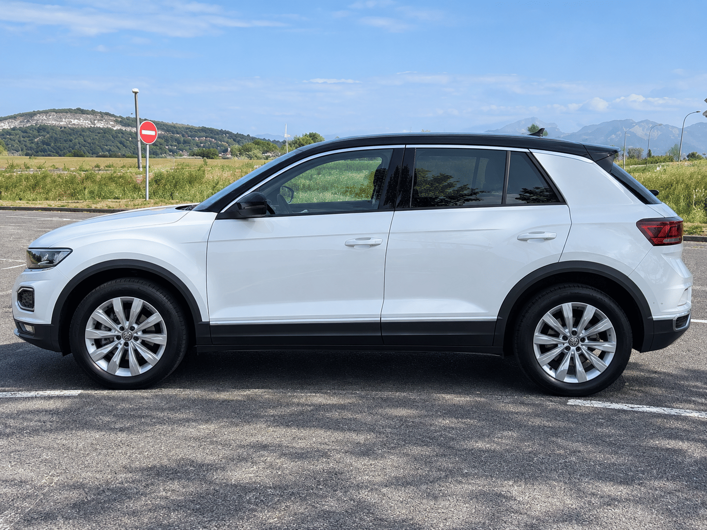 Volkswagen T-Roc avec Climatisation