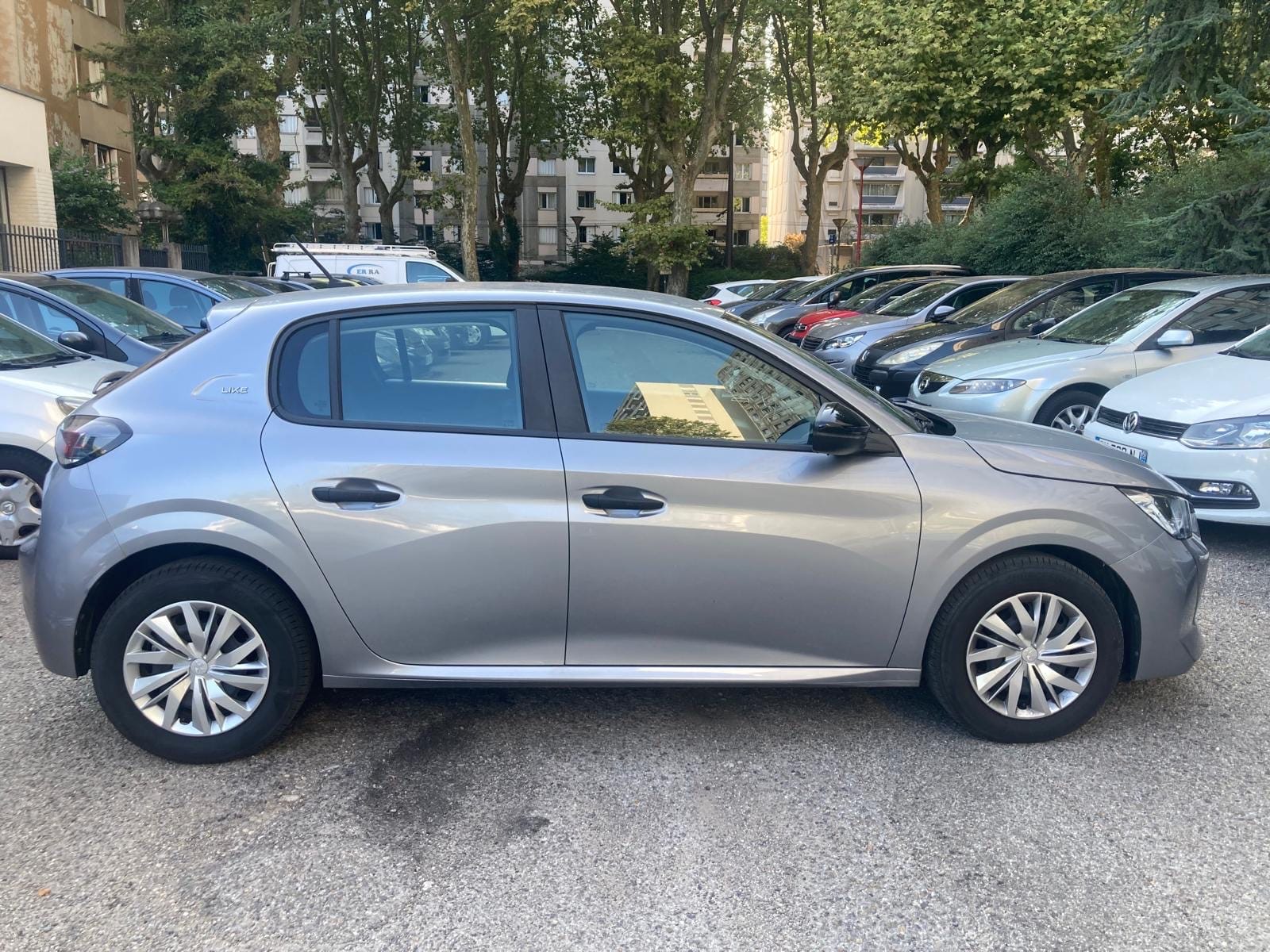 Peugeot 208 avec Port USB