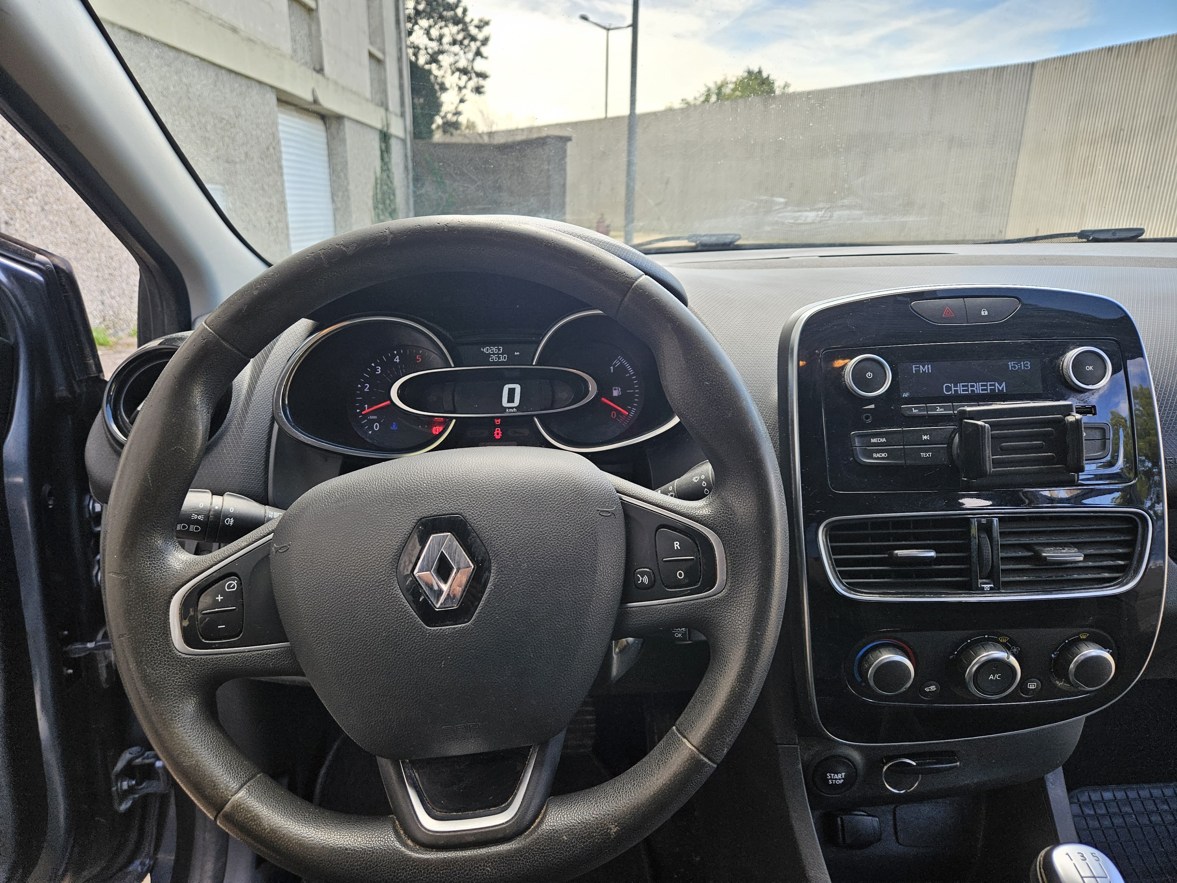 Renault Clio with Bluetooth audio