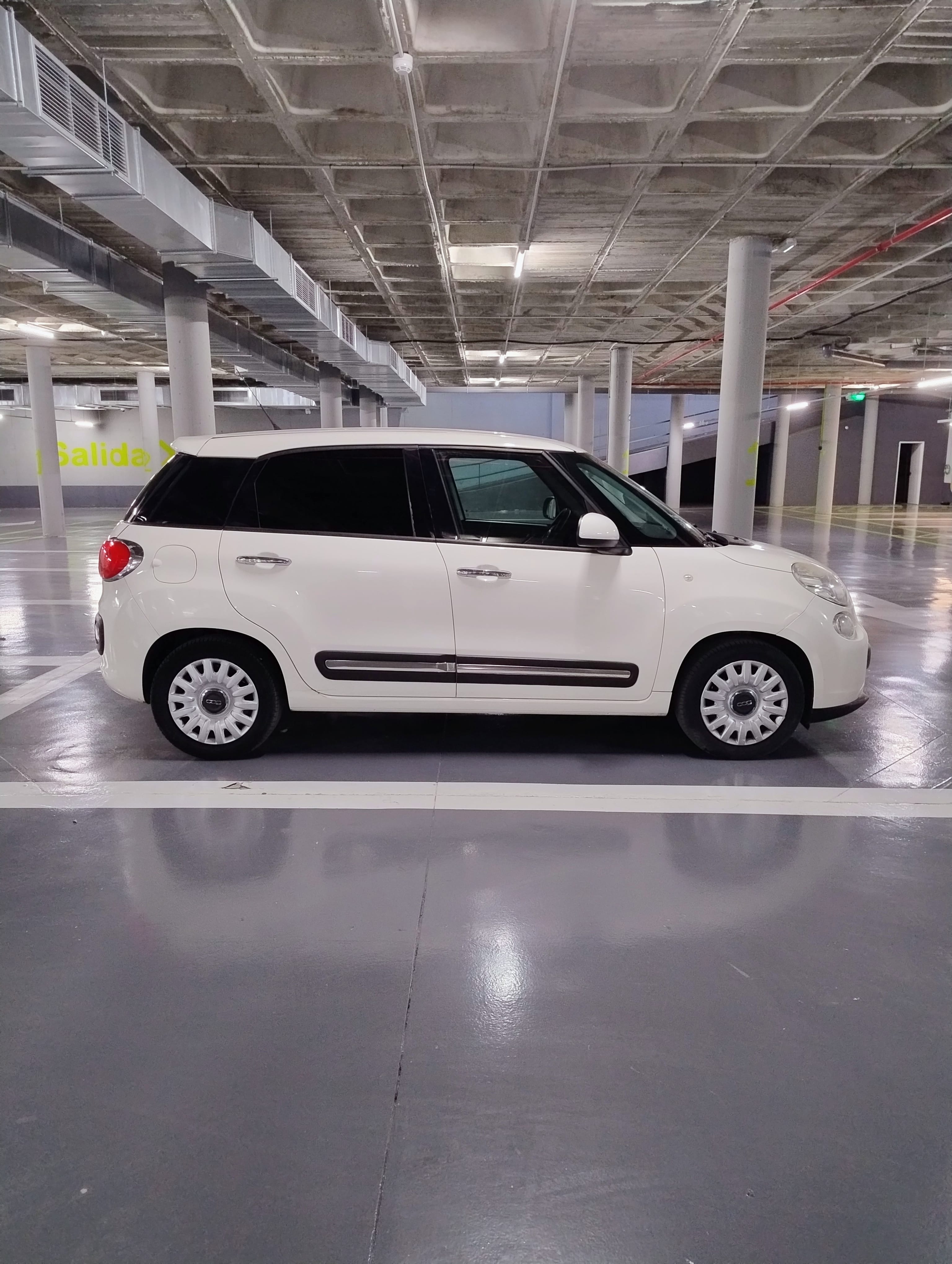 Fiat 500L con Control de velocidad