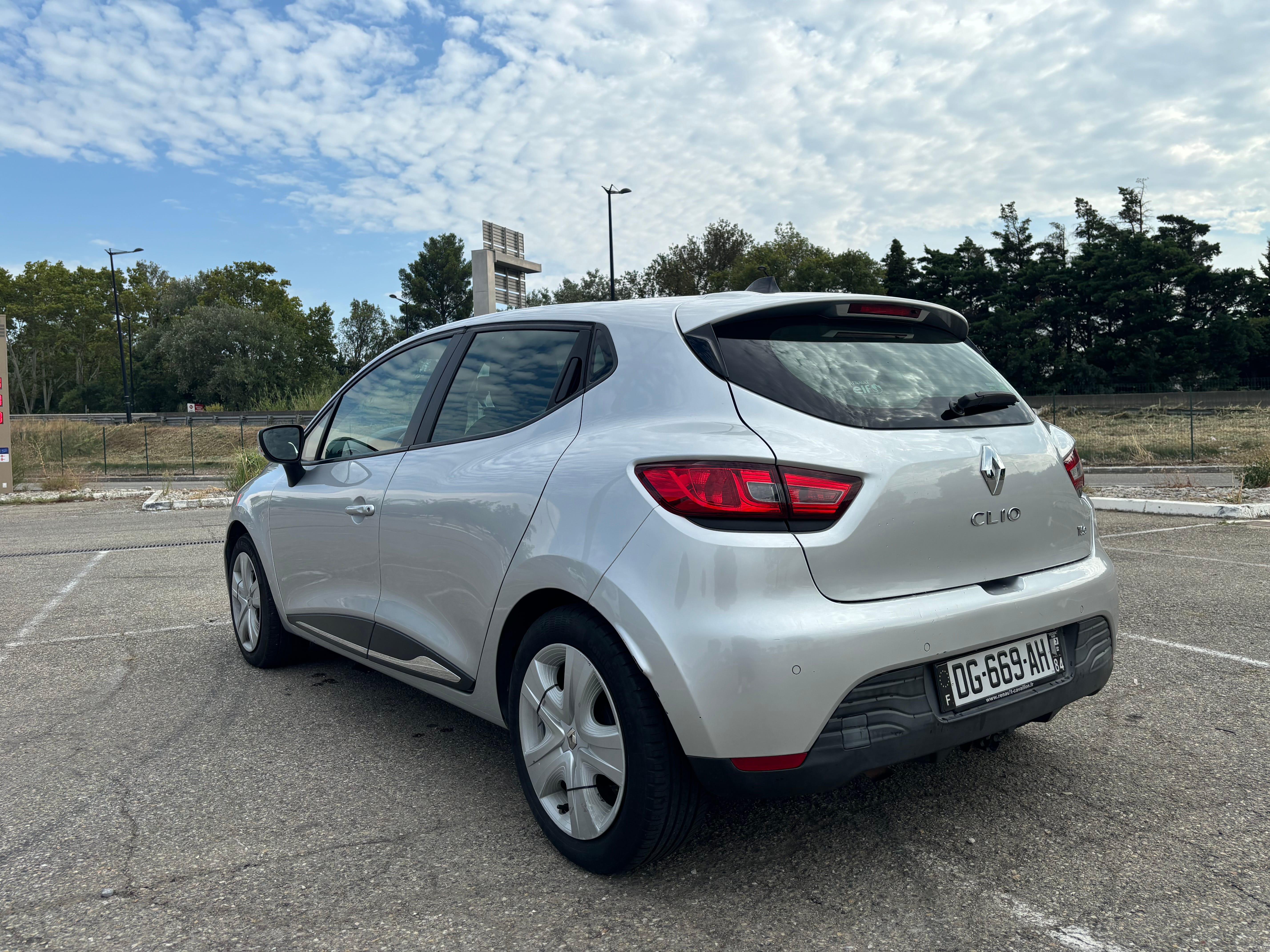 Renault Clio 0,90 TCE met GPS
