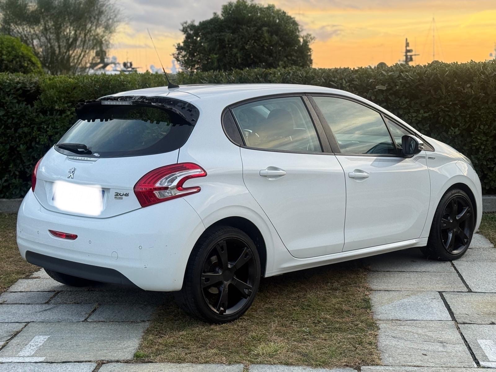 Peugeot 208, 2014, Diesel