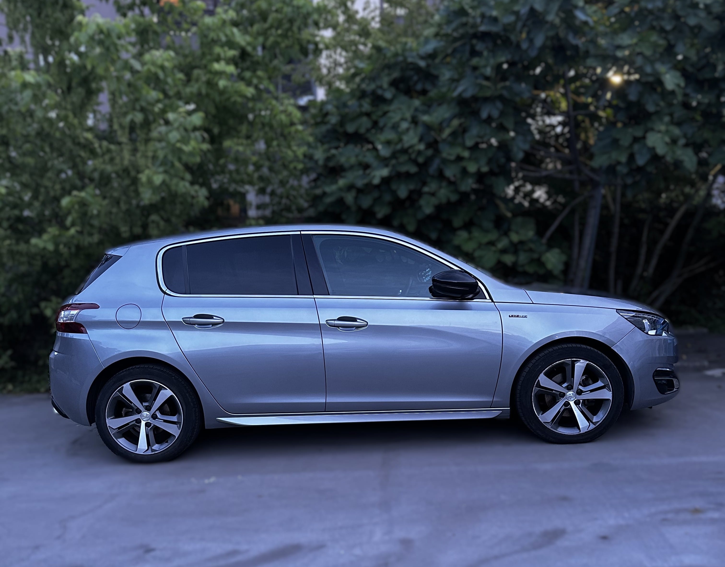 Peugeot 308 avec Climatisation