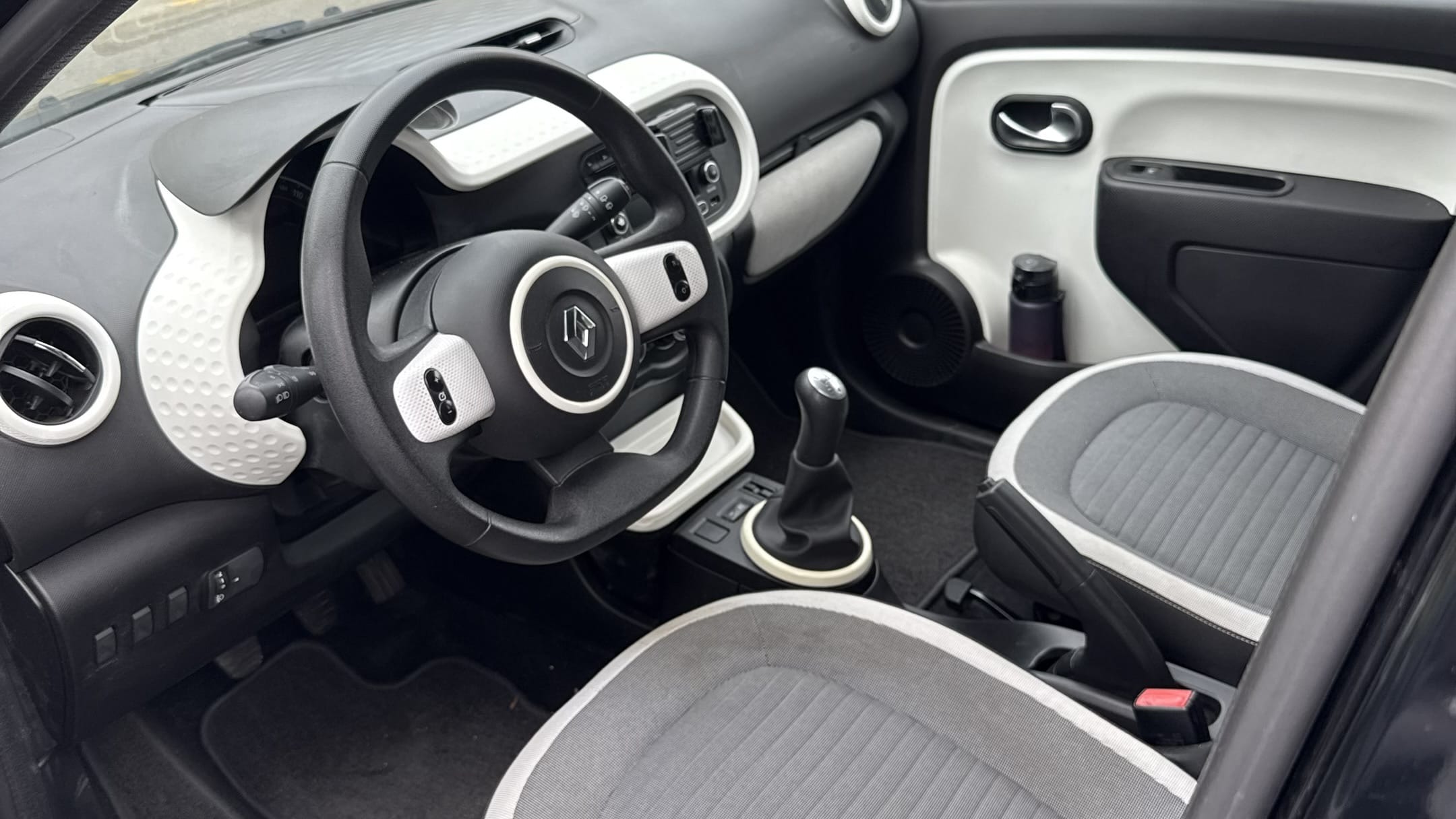 Renault Twingo III avec Audio Bluetooth