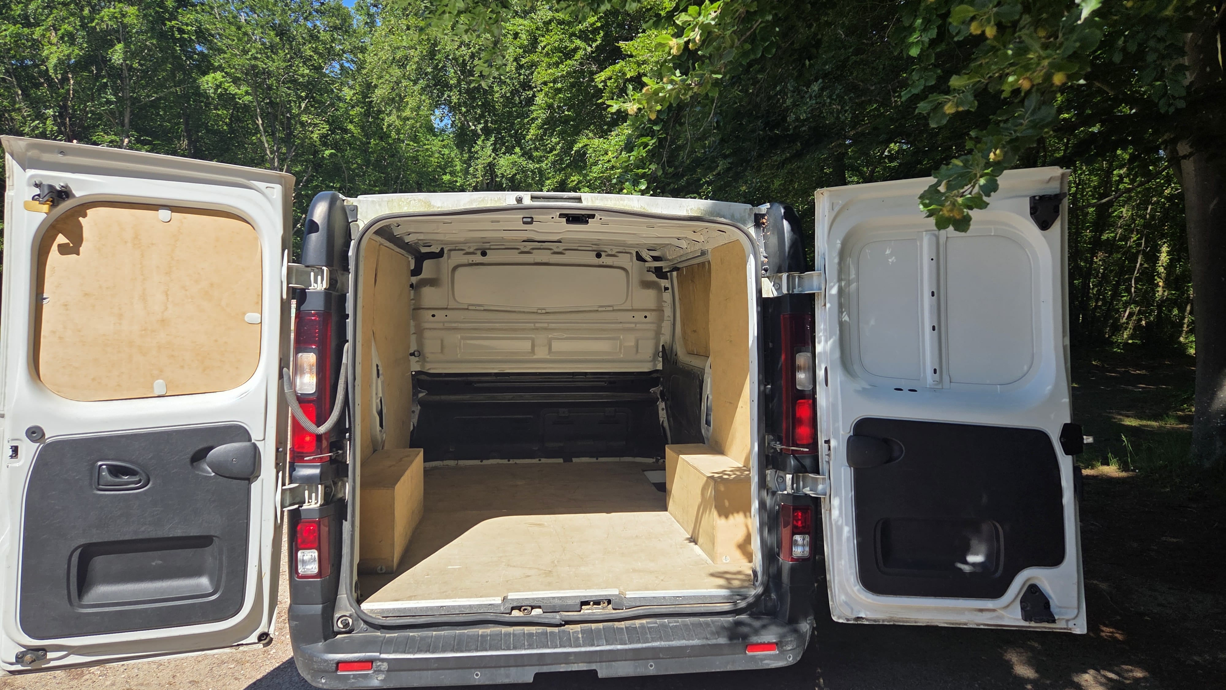Renault Trafic L1H1 2.0 DCI Radar de Recul avec Climatisation