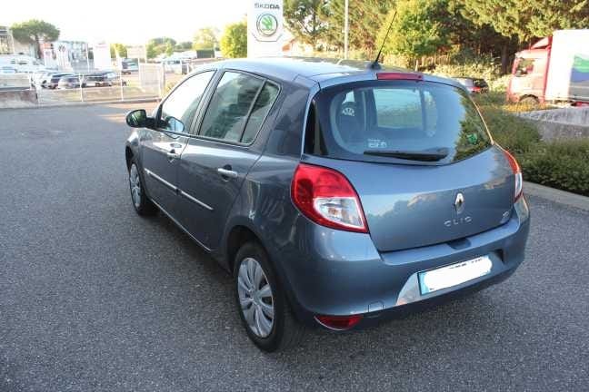 Renault Clio avec GPS