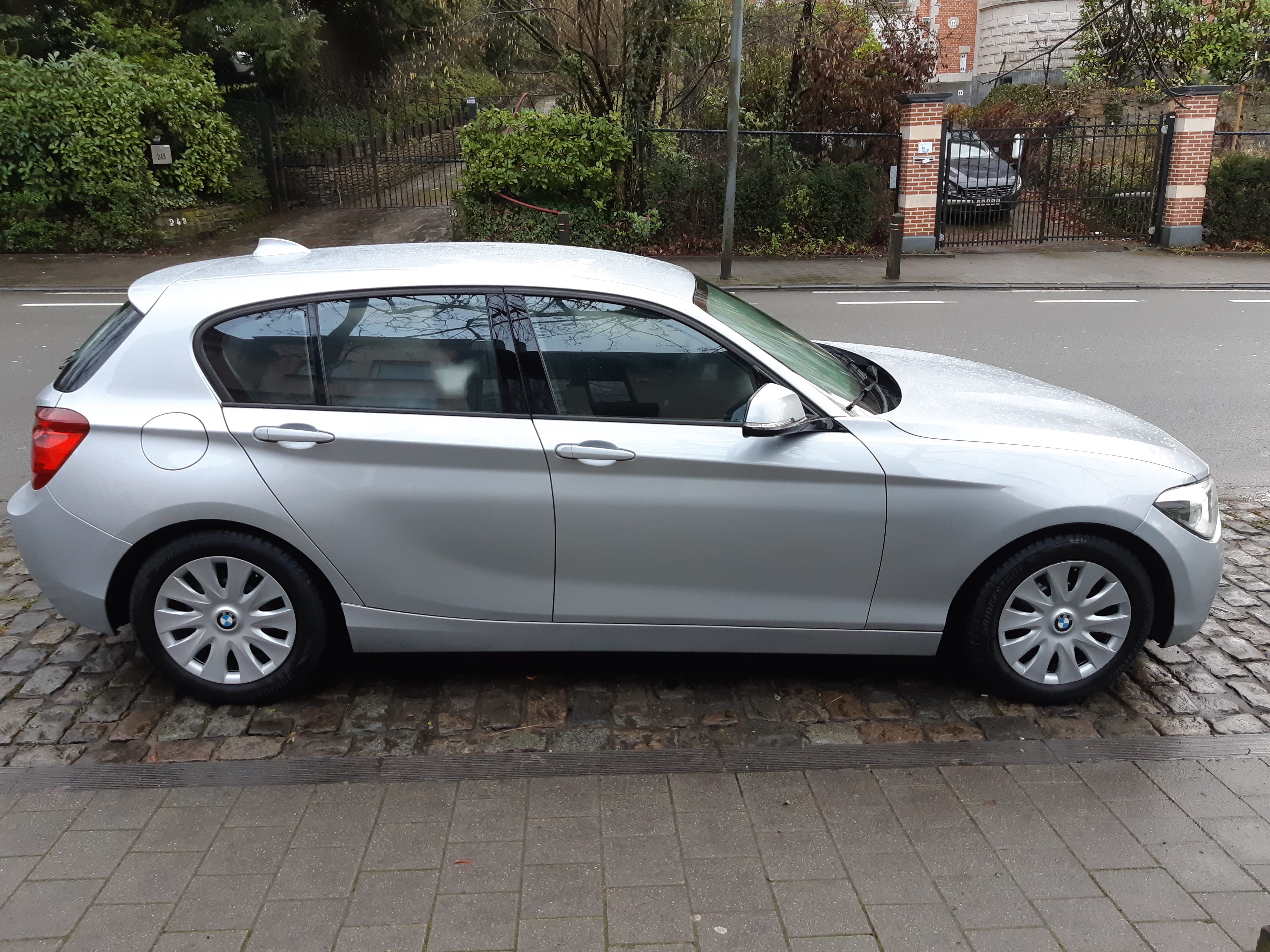 BMW Série 1 avec Climatisation