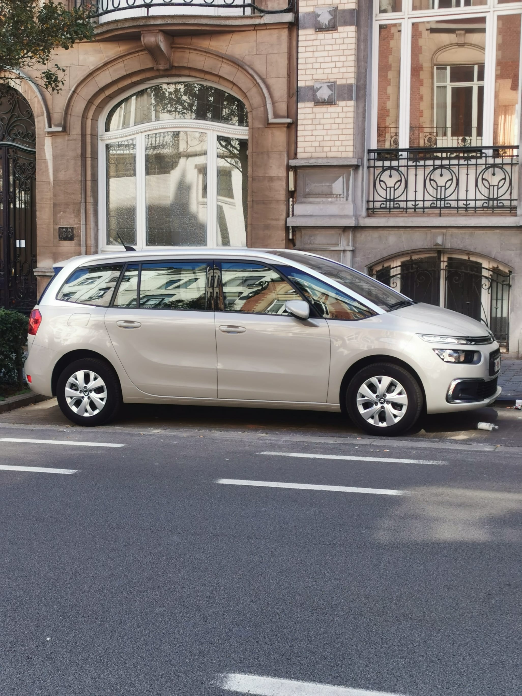 Citroen C4 Grand Spacetourer  1.2 PURETECH 130 BVM6 Feel with Air conditioning