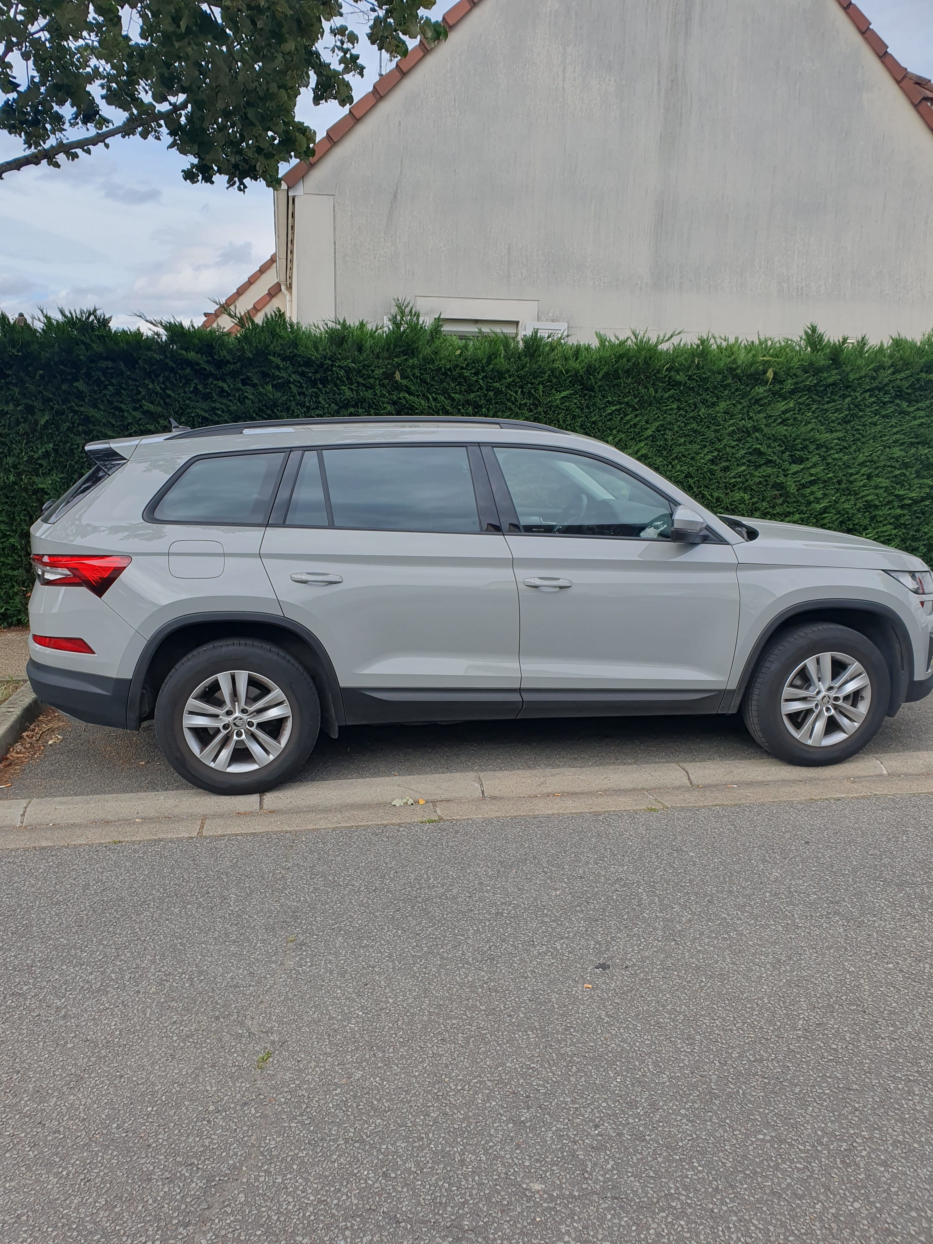 Skoda Kodiaq, 2022, Essence 98, 7 places