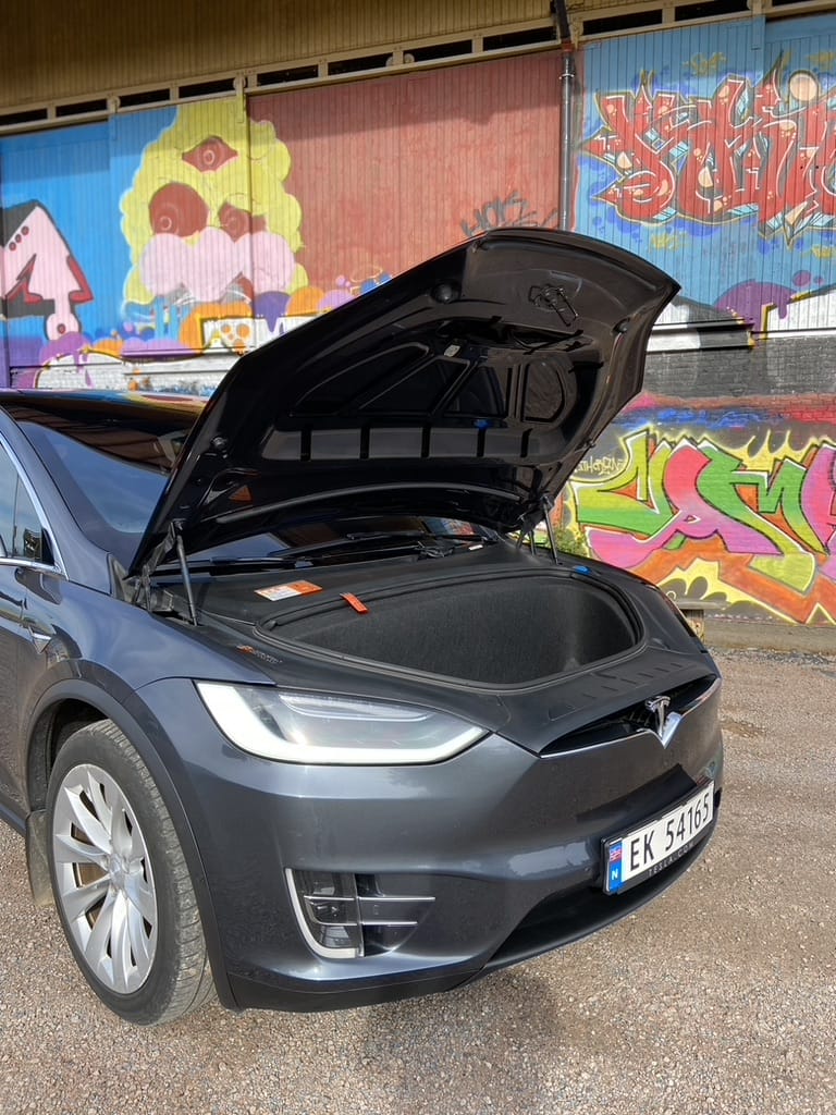 Tesla Model X med Dashcam
