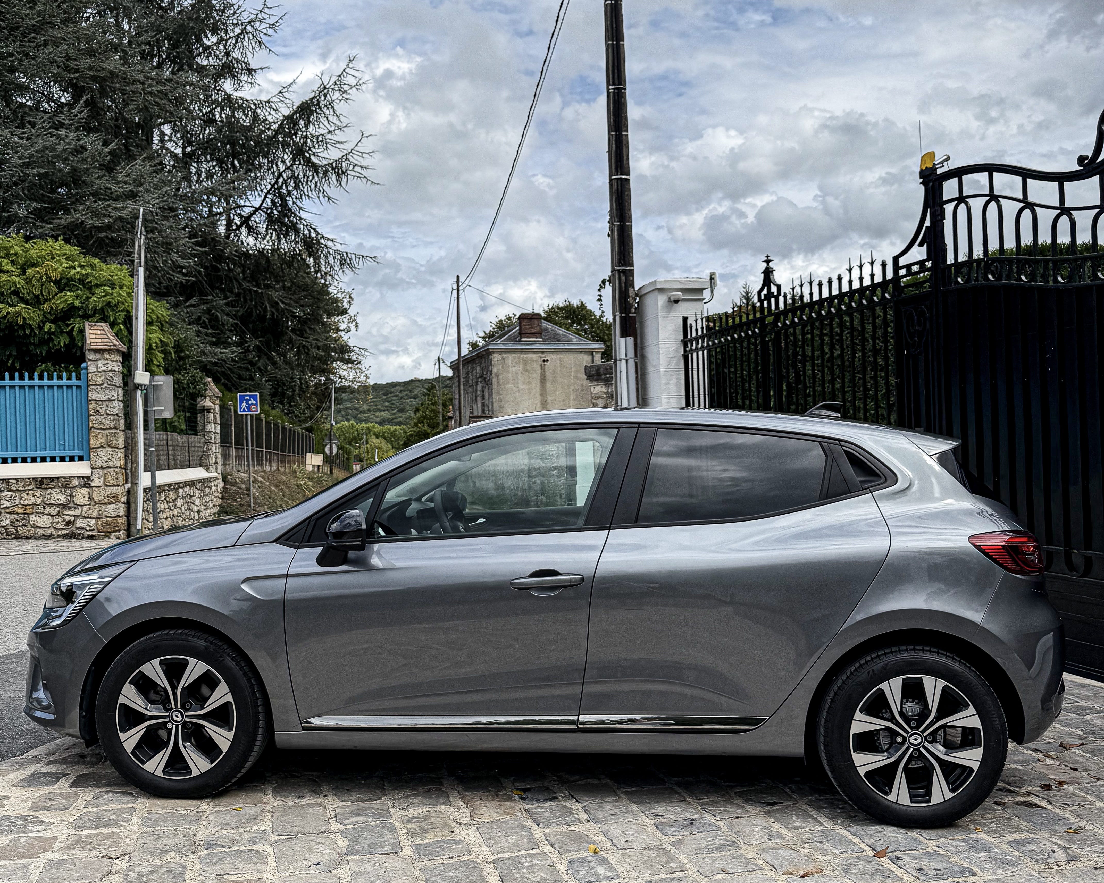 Renault Clio avec Climatisation