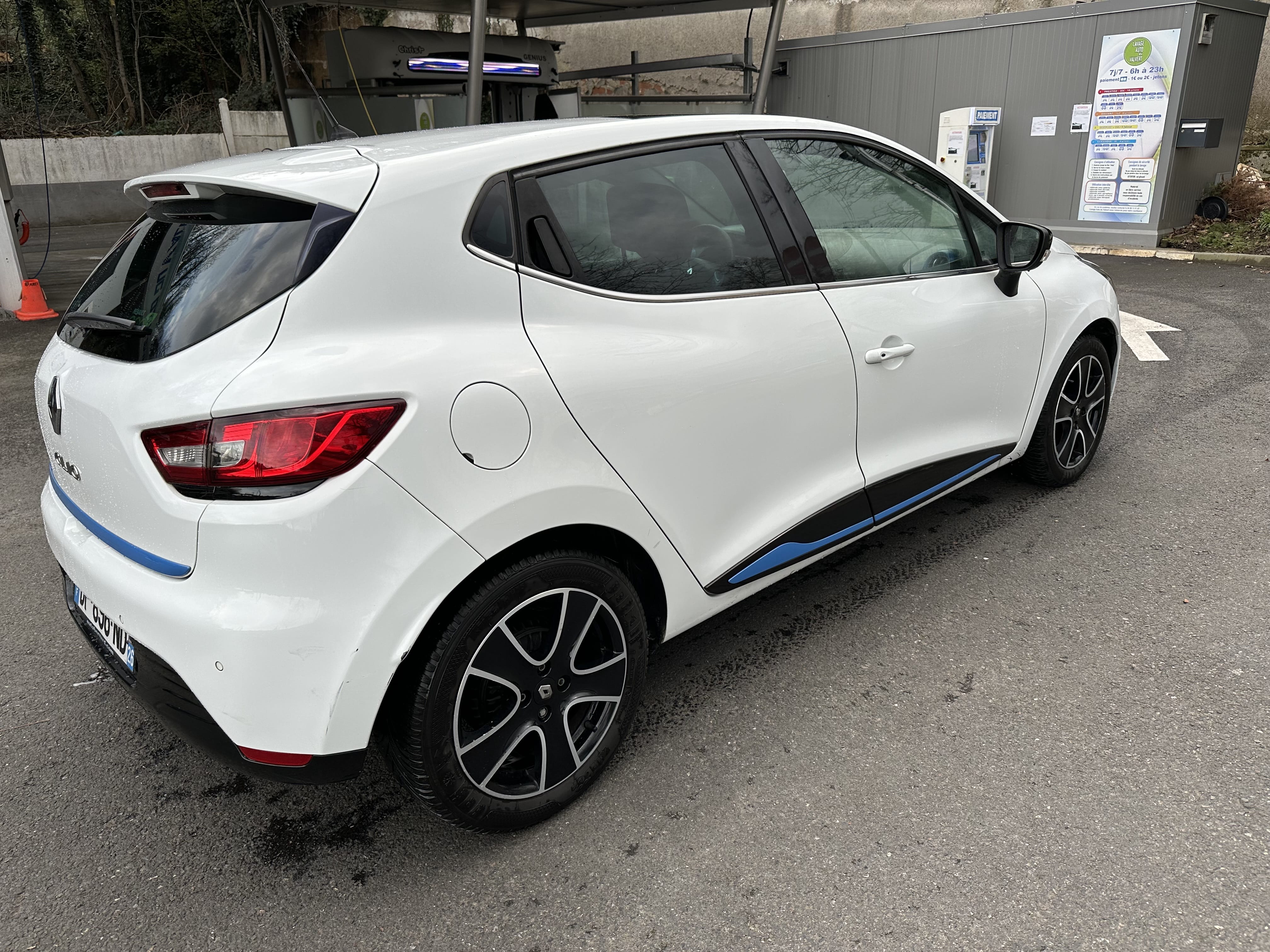 Renault Clio avec Climatisation