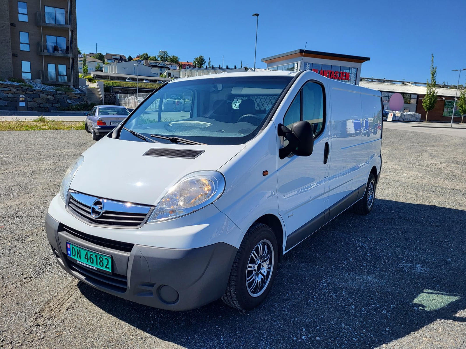 Opel Vivaro med Aircondition