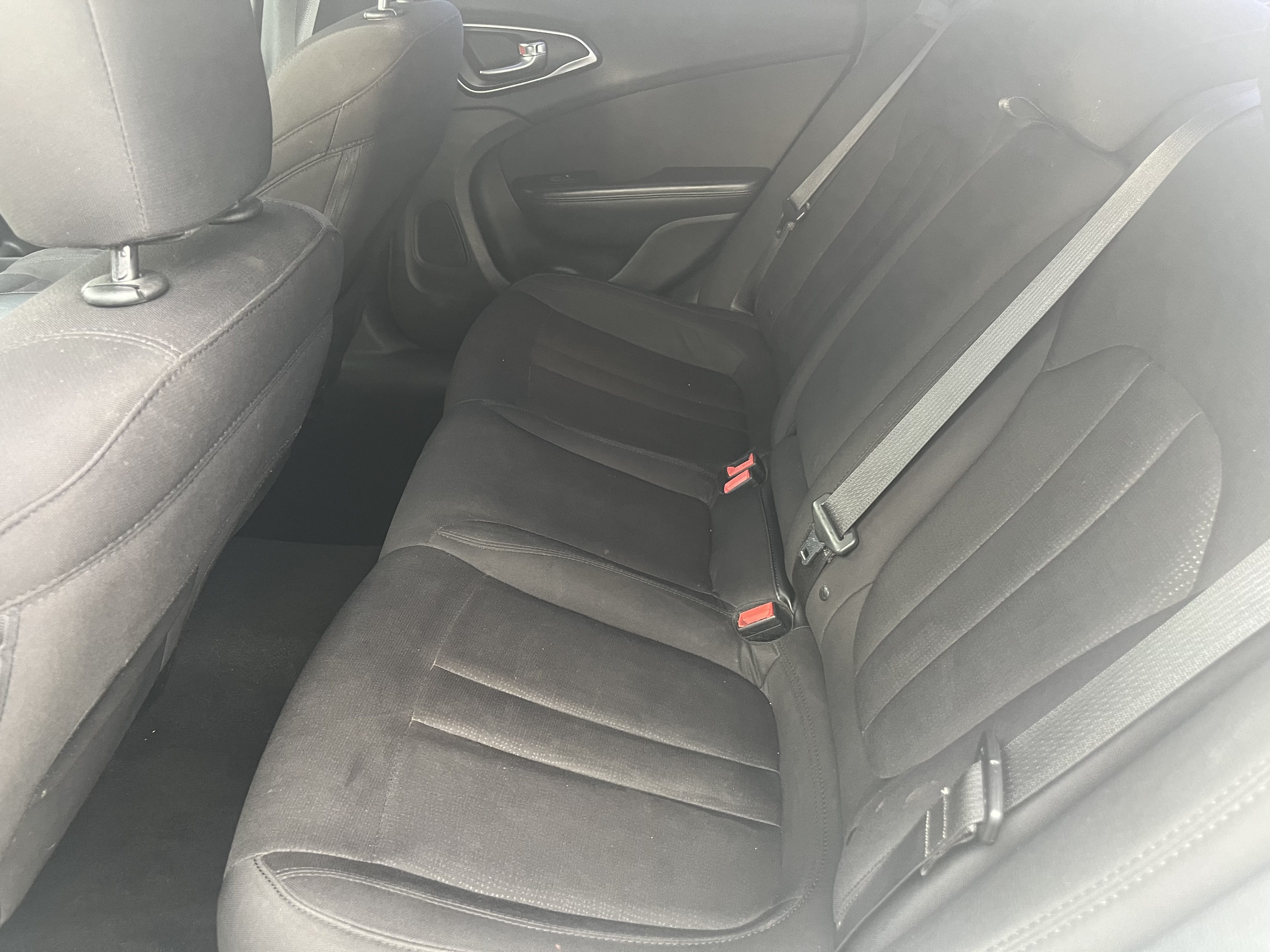 Chrysler 200 Limited with Apple CarPlay