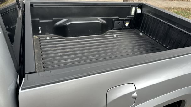 Toyota Tacoma 4WD with Apple CarPlay