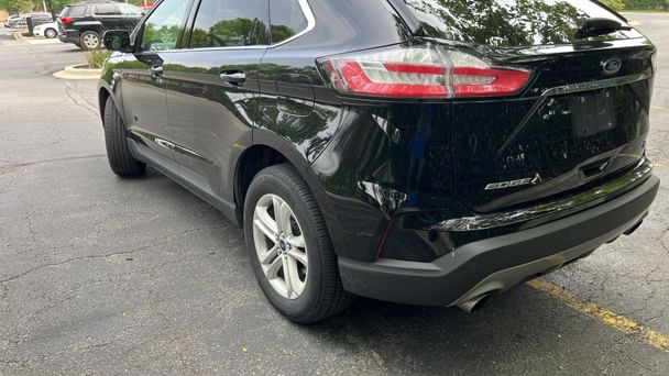 Ford Edge with Bluetooth audio