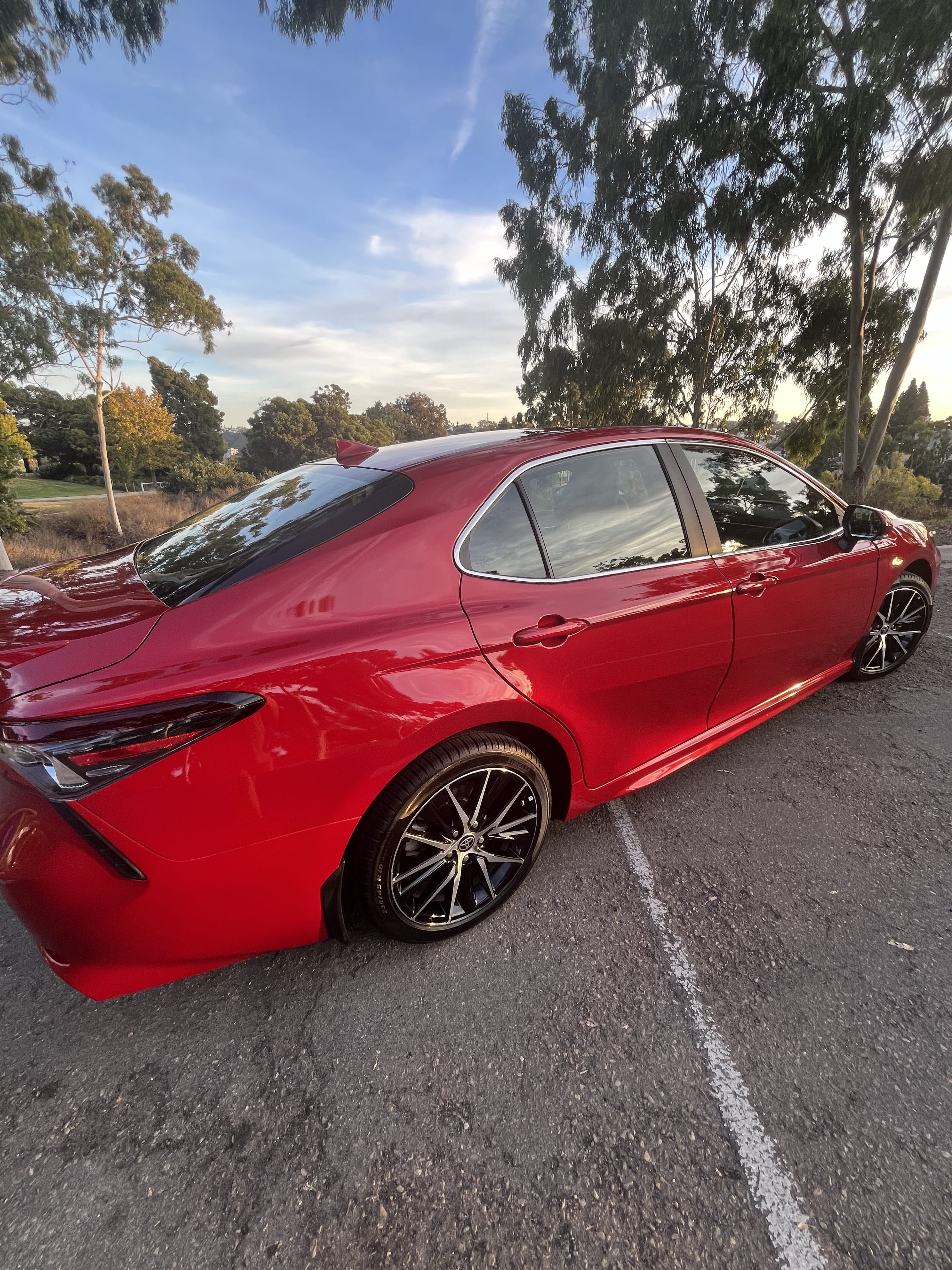 Toyota Camry SE with Apple CarPlay