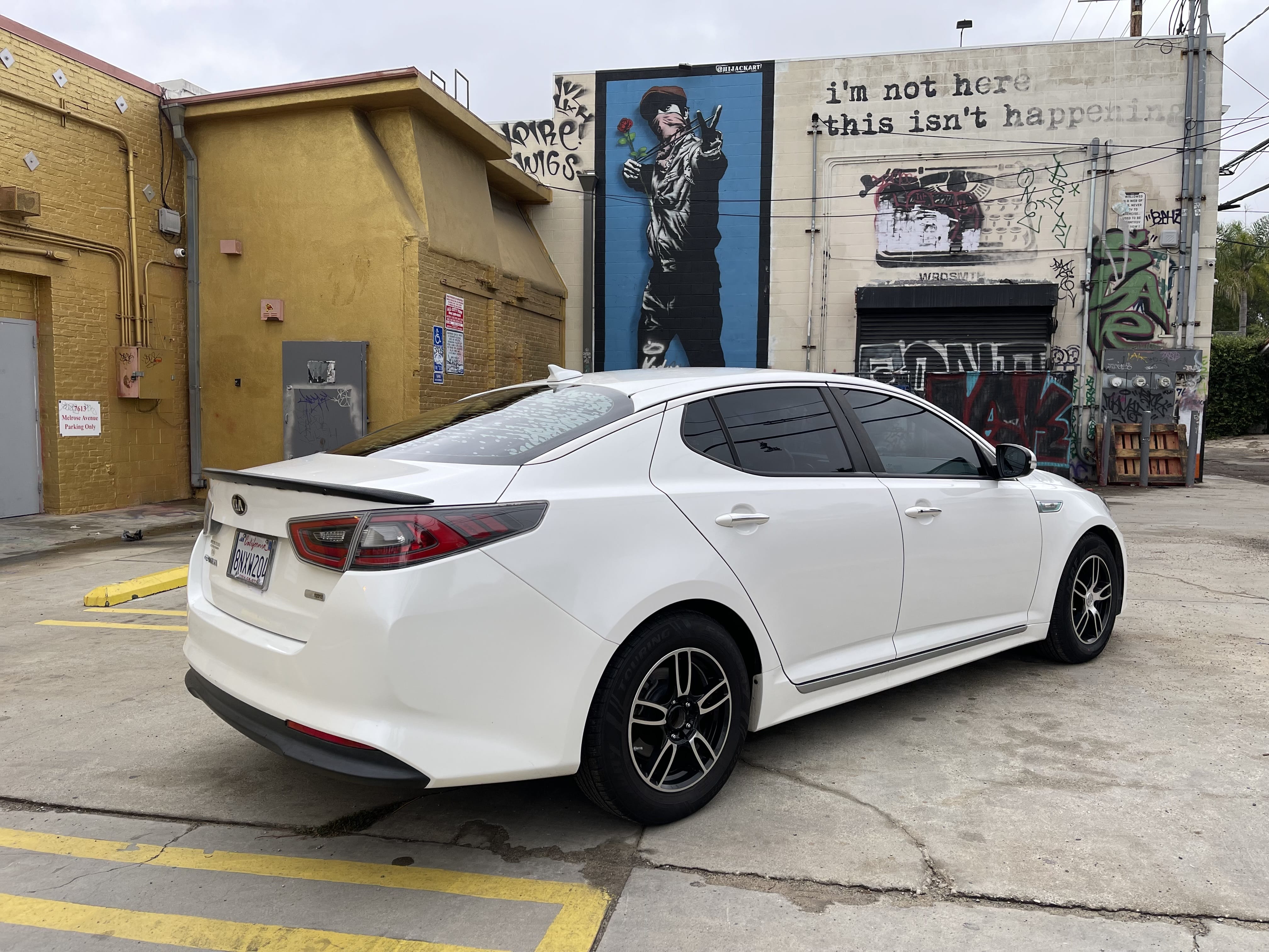 Kia Optima Hybrid with Air conditioning